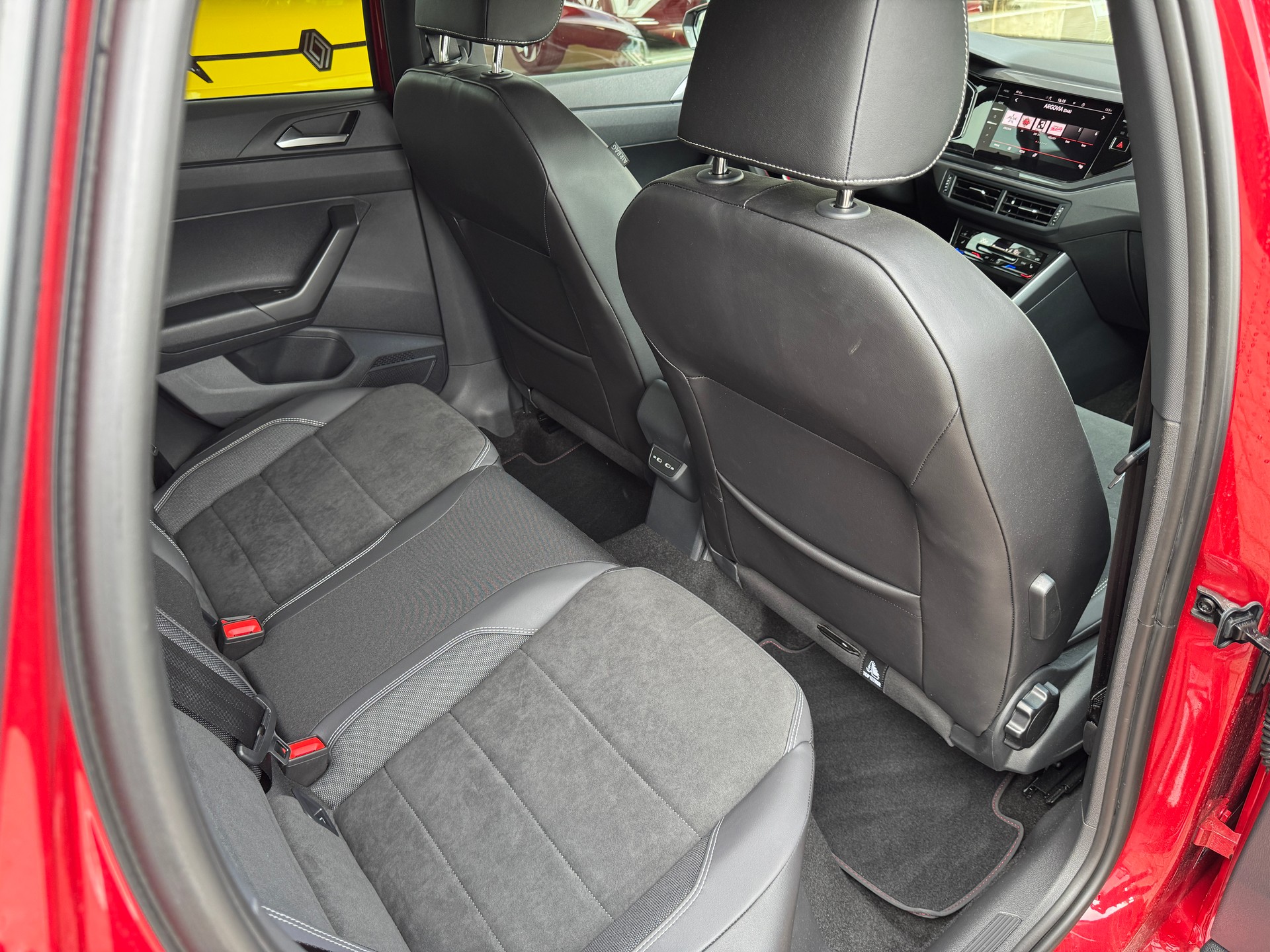 VW Polo 2.0 TSI GTI DSG - 10