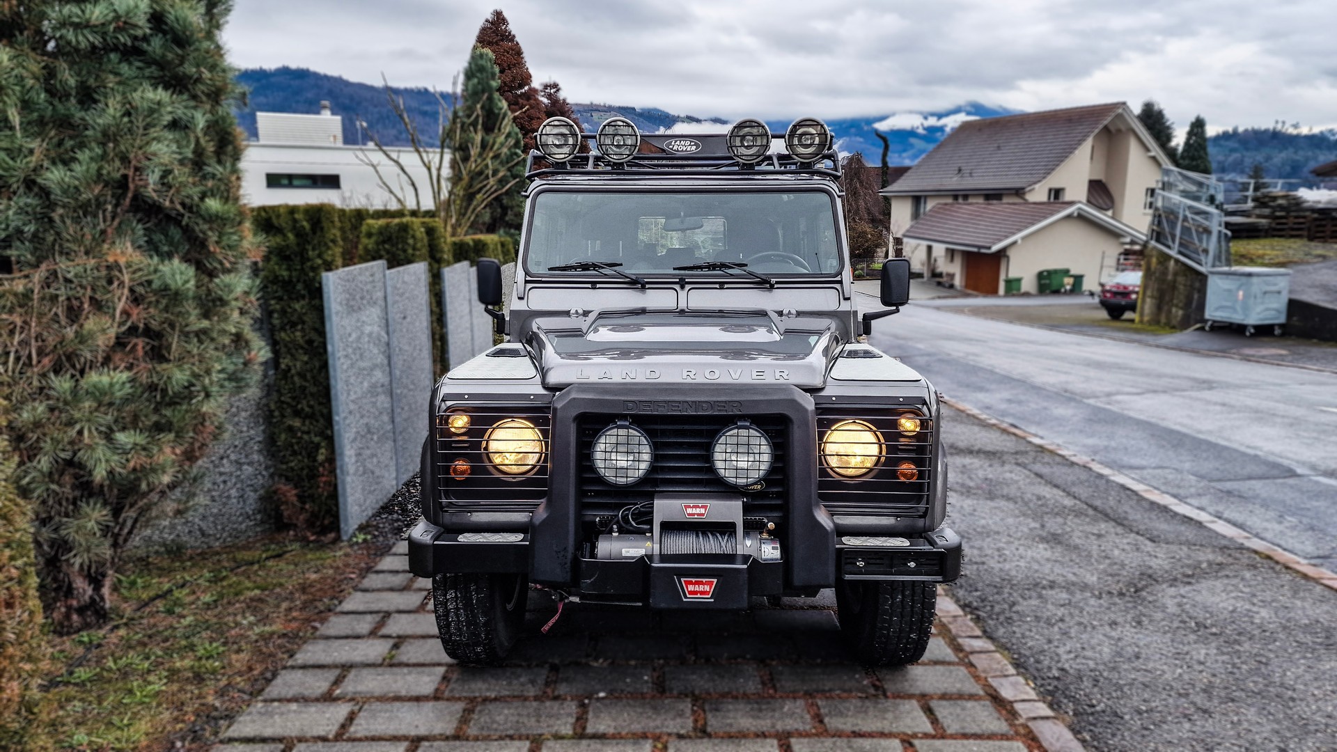 LAND ROVER Defender 110 SW 2.4Tdc - 9