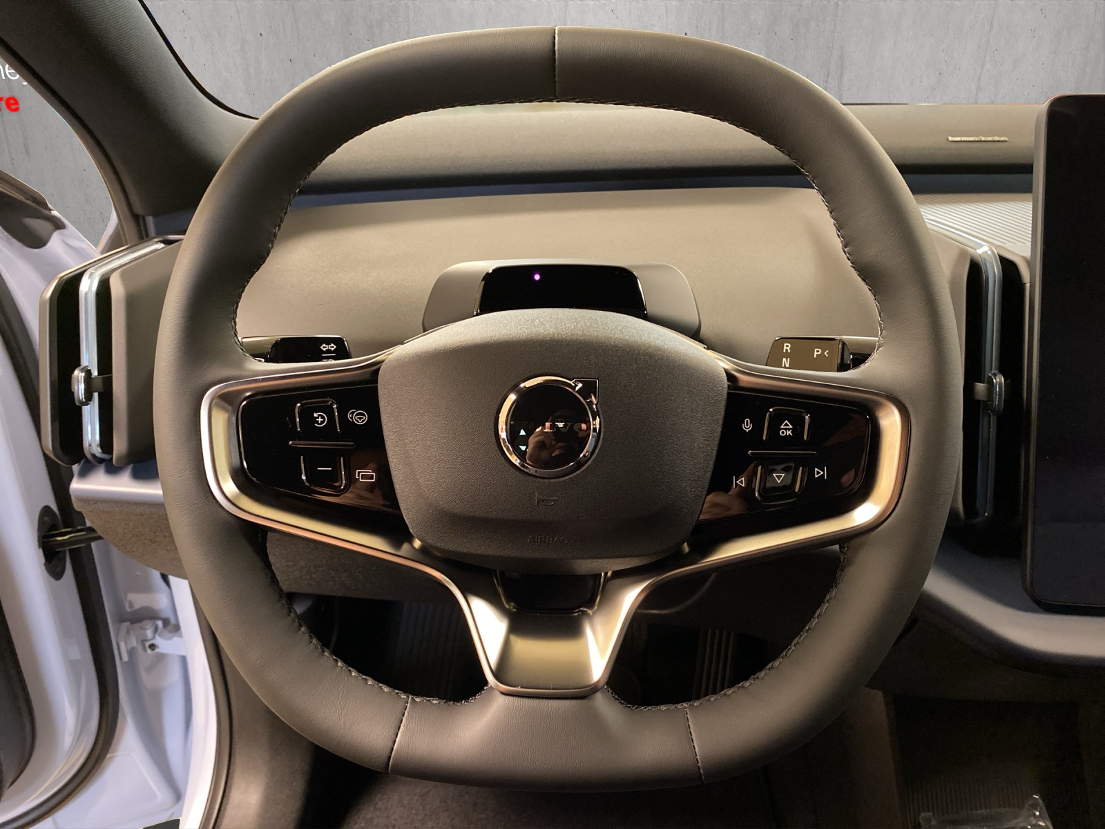 VOLVO EX30 P8 69 kWh AWD Ultra - 10