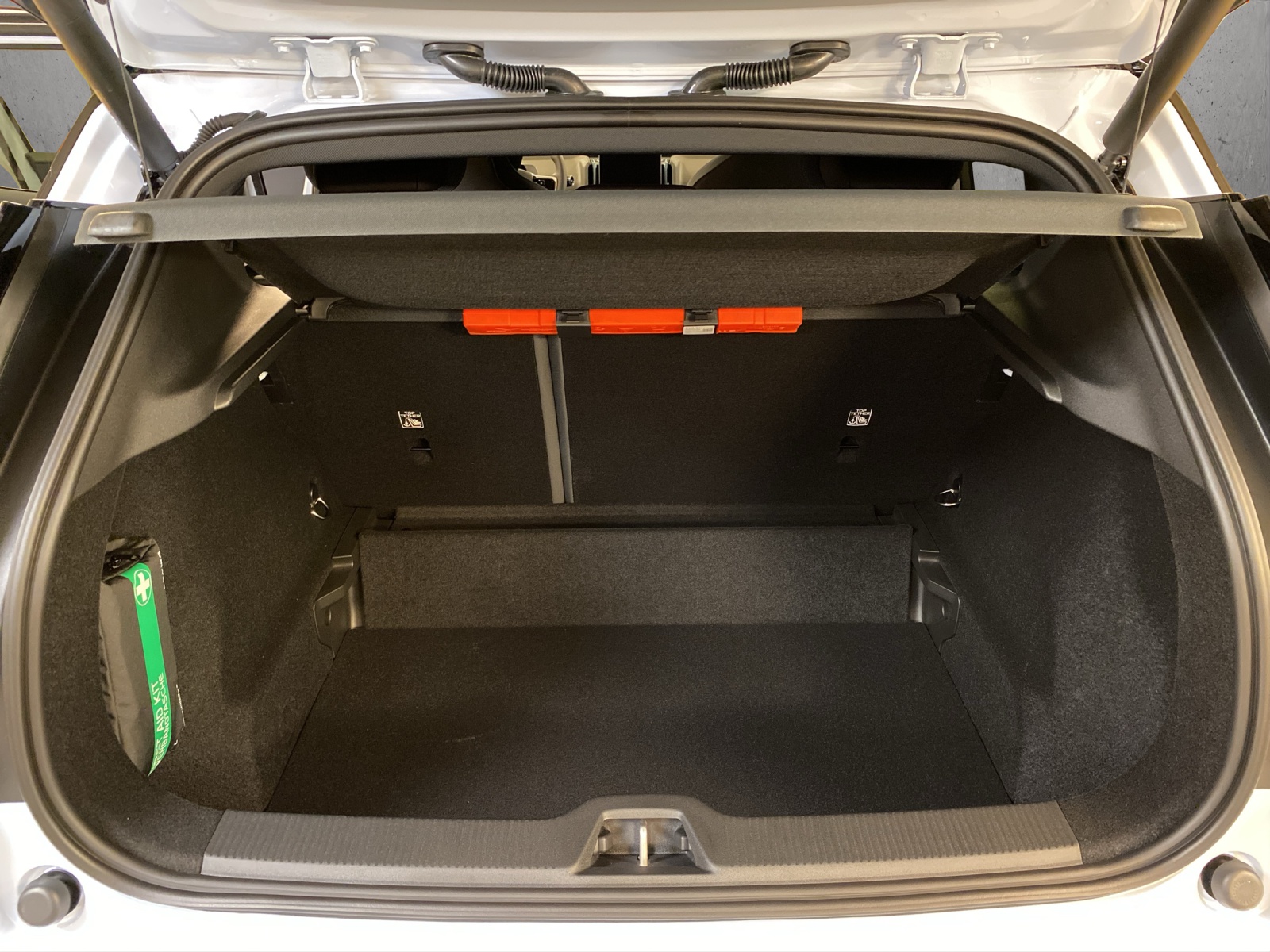 VOLVO EX30 P8 69 kWh AWD Ultra - 14