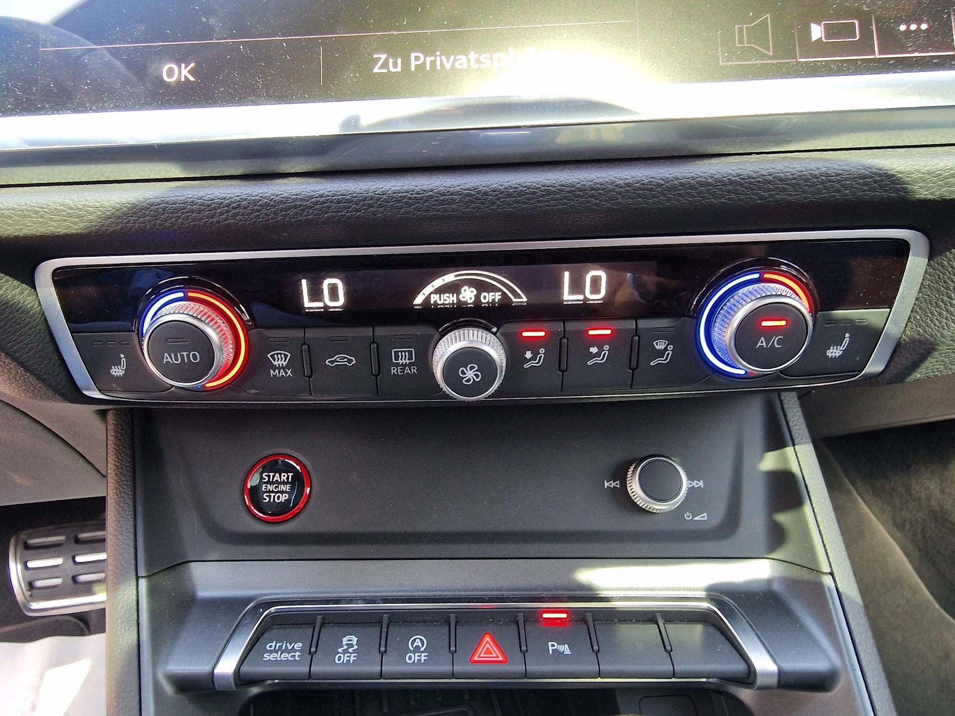 AUDI RS Q3 2.5 TFSI quattro S tronic RS Sportauspuff 24Mt Gara - 23