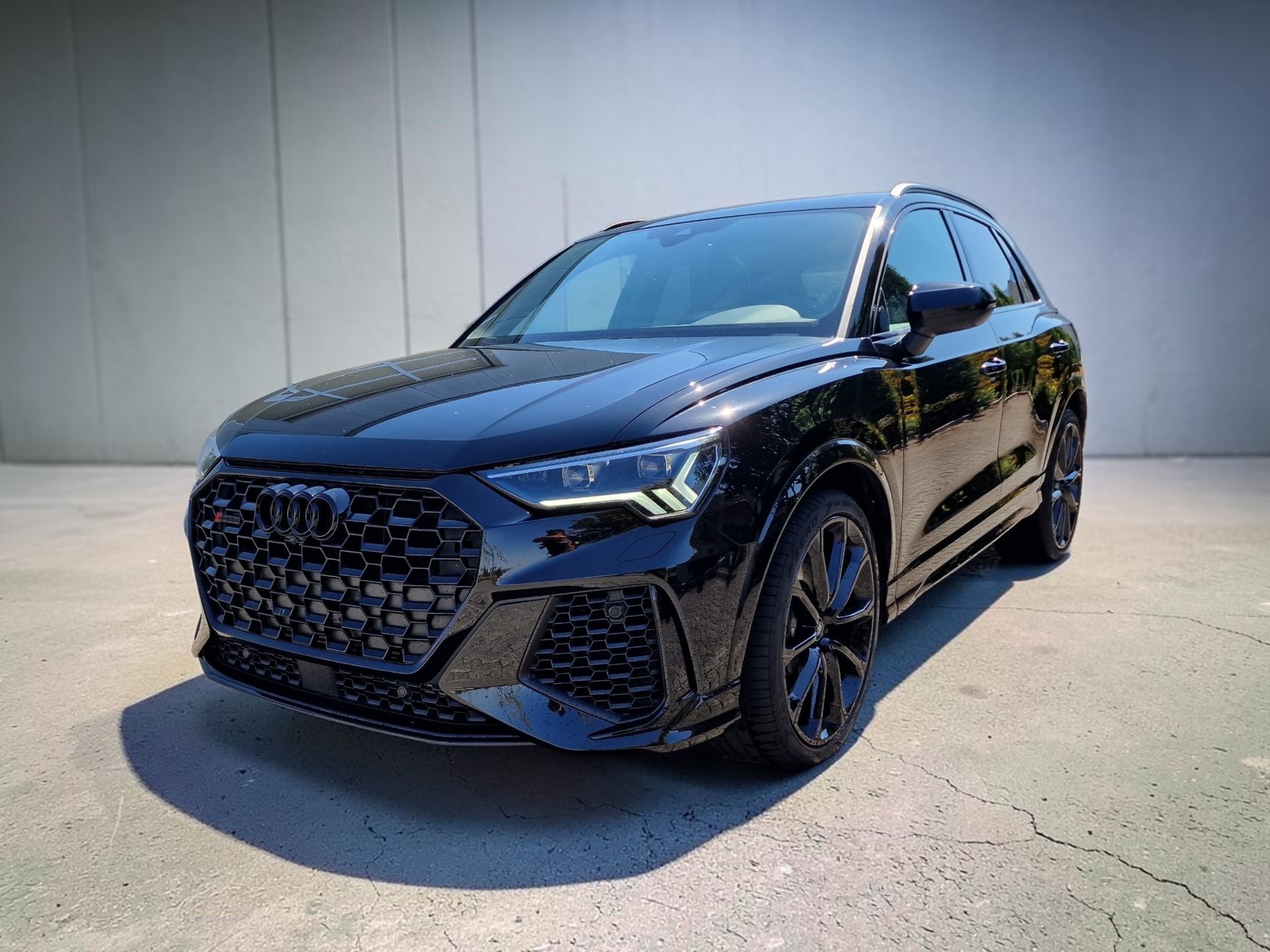 AUDI RS Q3 2.5 TFSI quattro S tronic RS Sportauspuff 24Mt Gara - 4