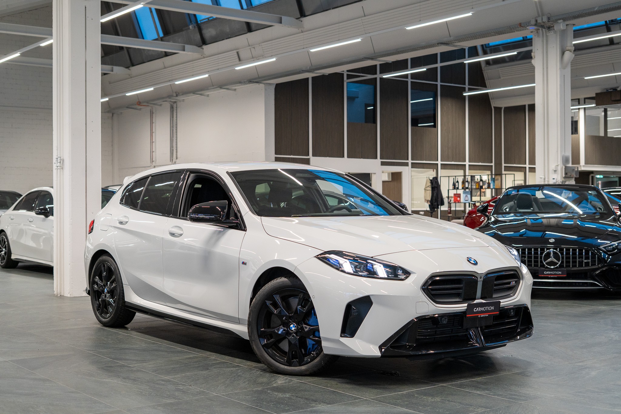 M135i xDrive / Neues Modell / 360°Kamera / HeadUp Display / Harman/Kardon