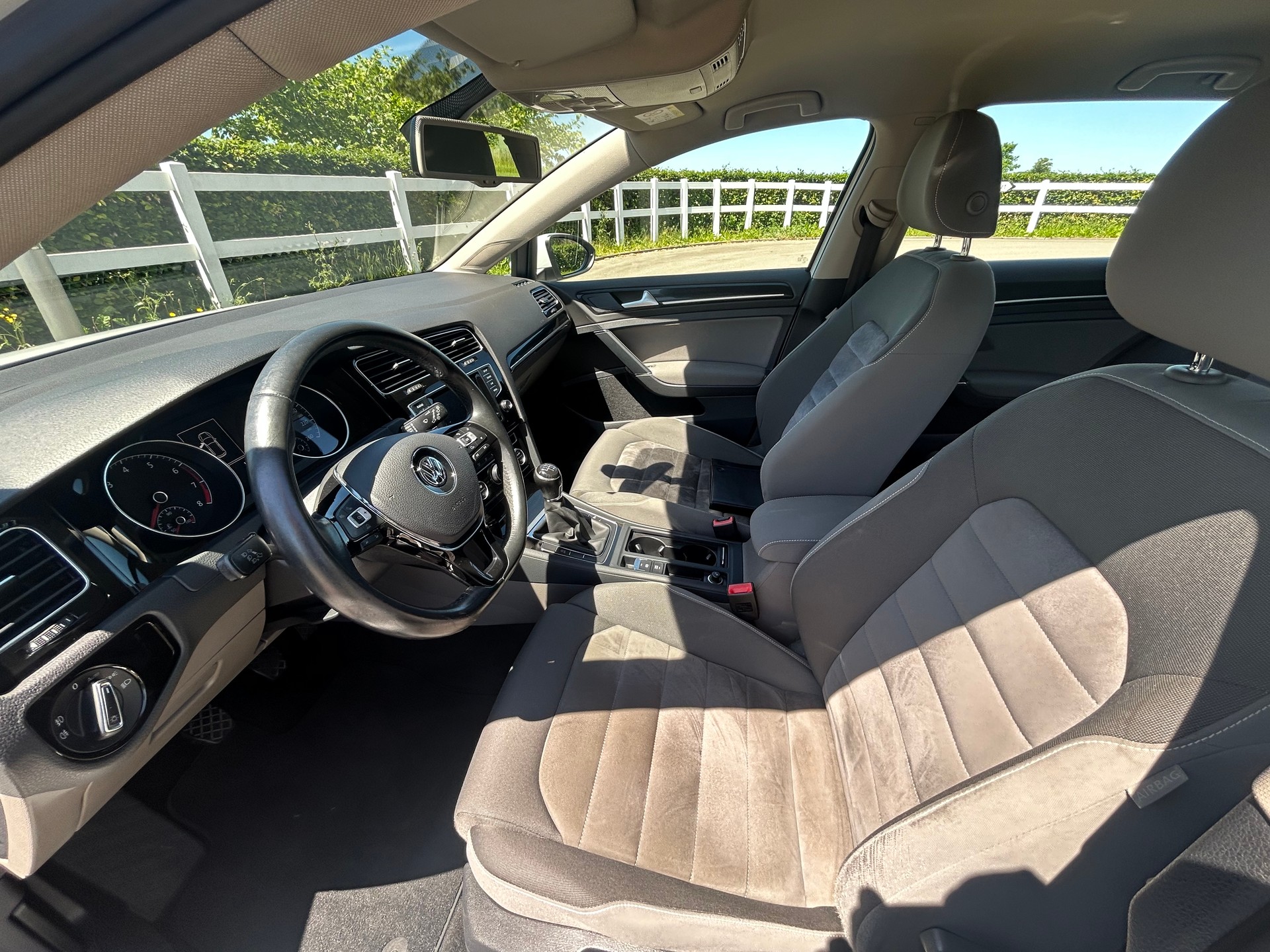 VW Golf 1.4 TSI Highline - 9