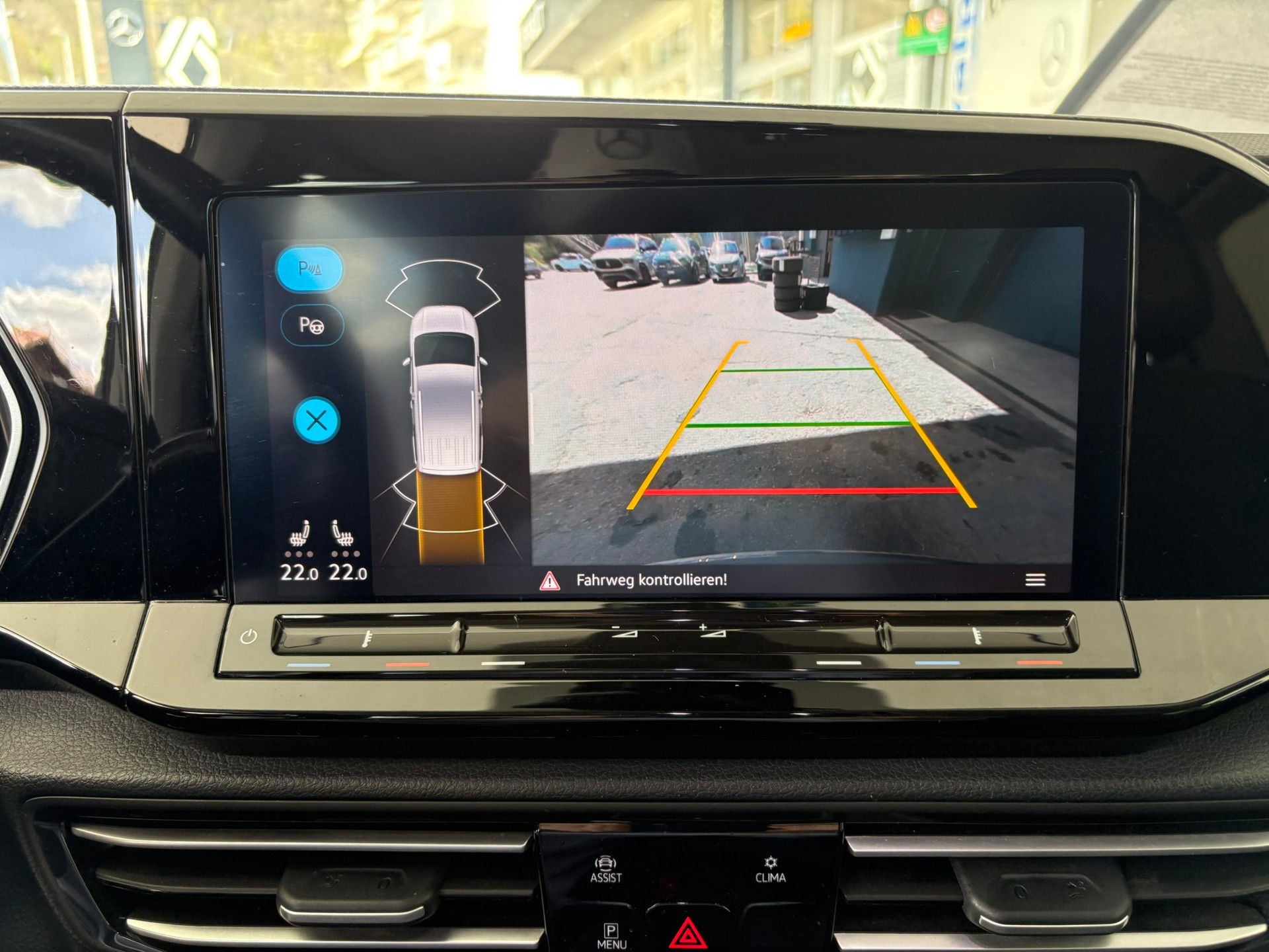 VW Caddy 2.0 TDI Style DSG - 10