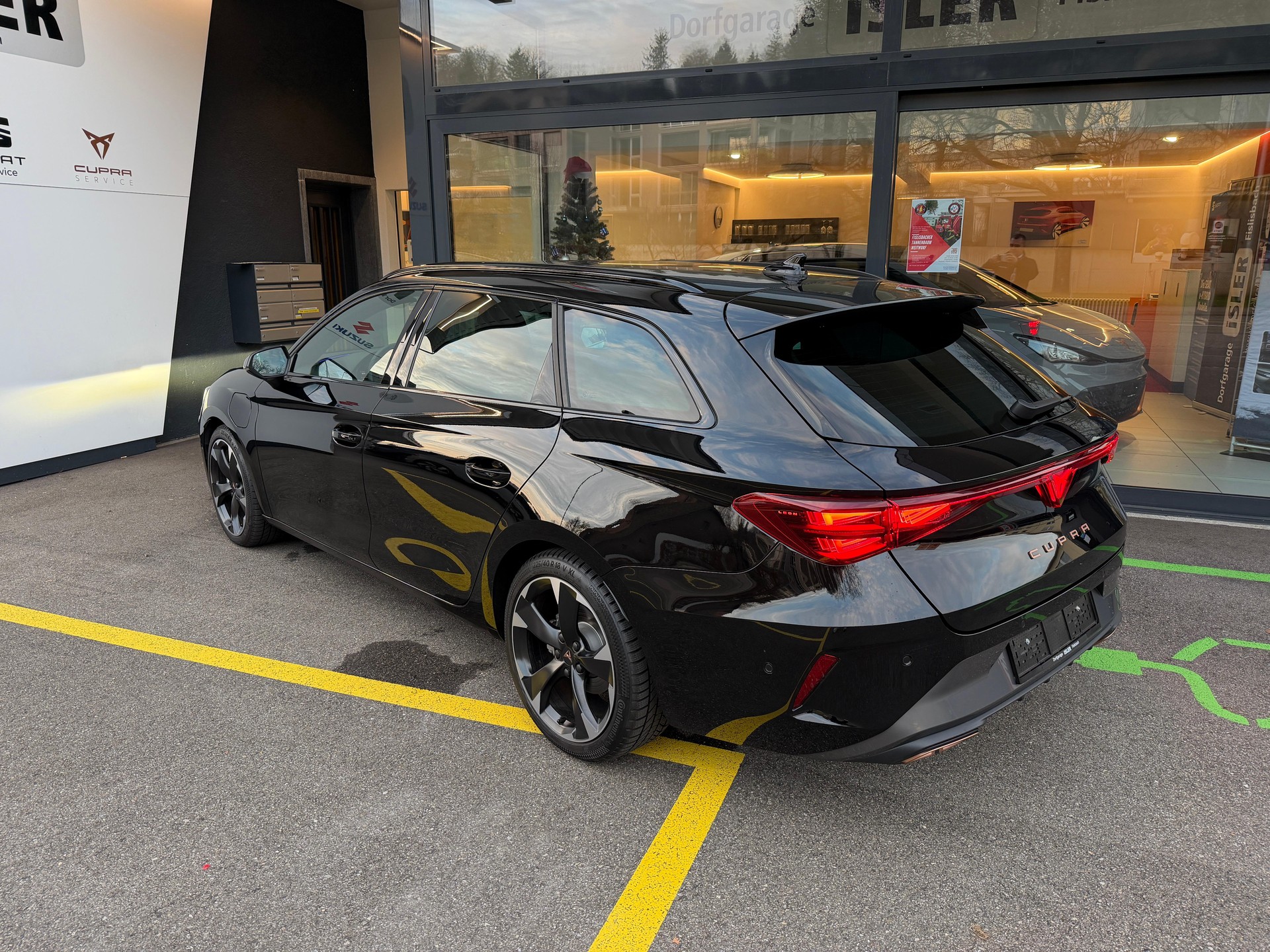 CUPRA Leon ST 1.5 eHybrid DSG - 4