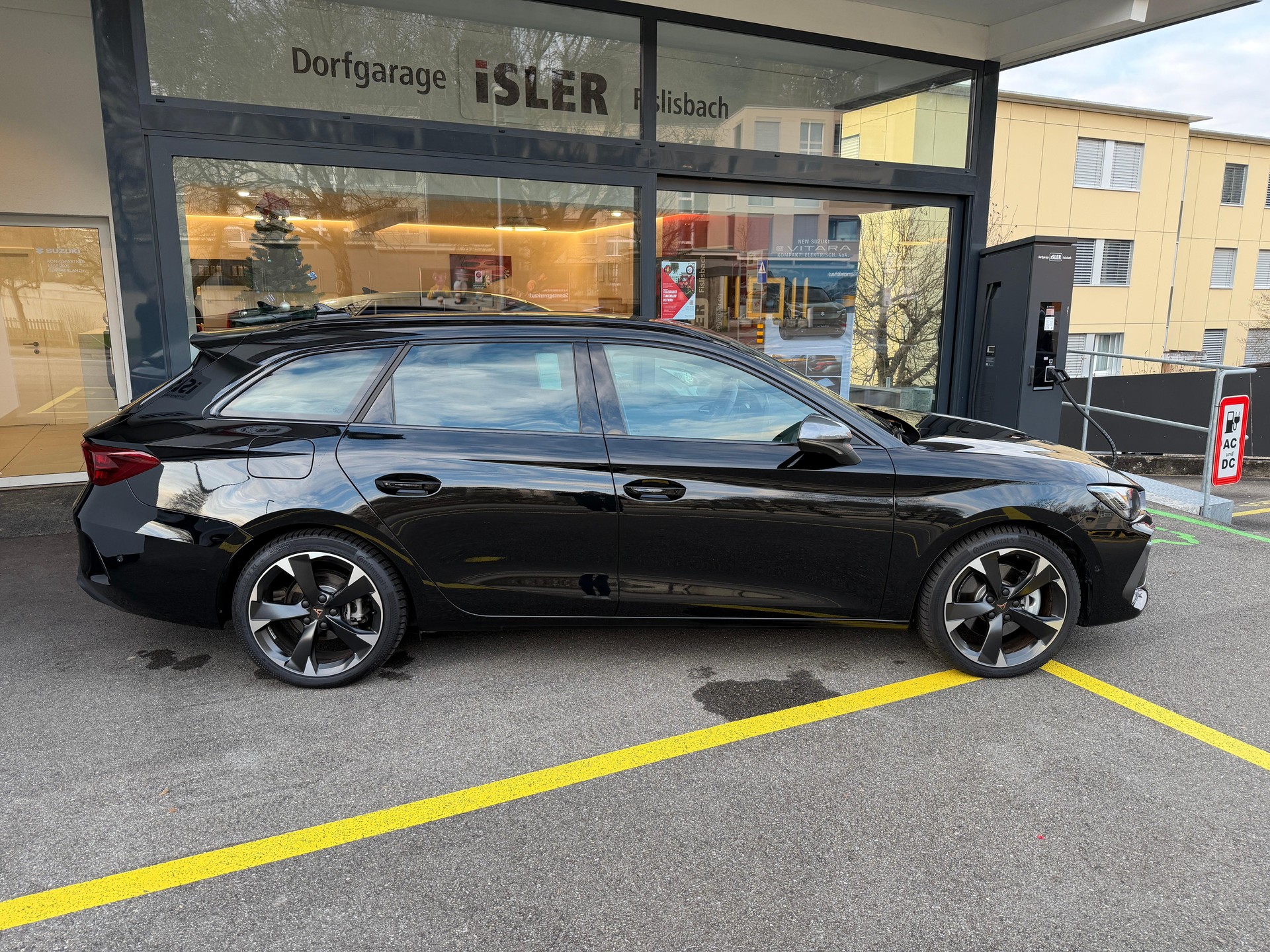 CUPRA Leon ST 1.5 eHybrid DSG - 2