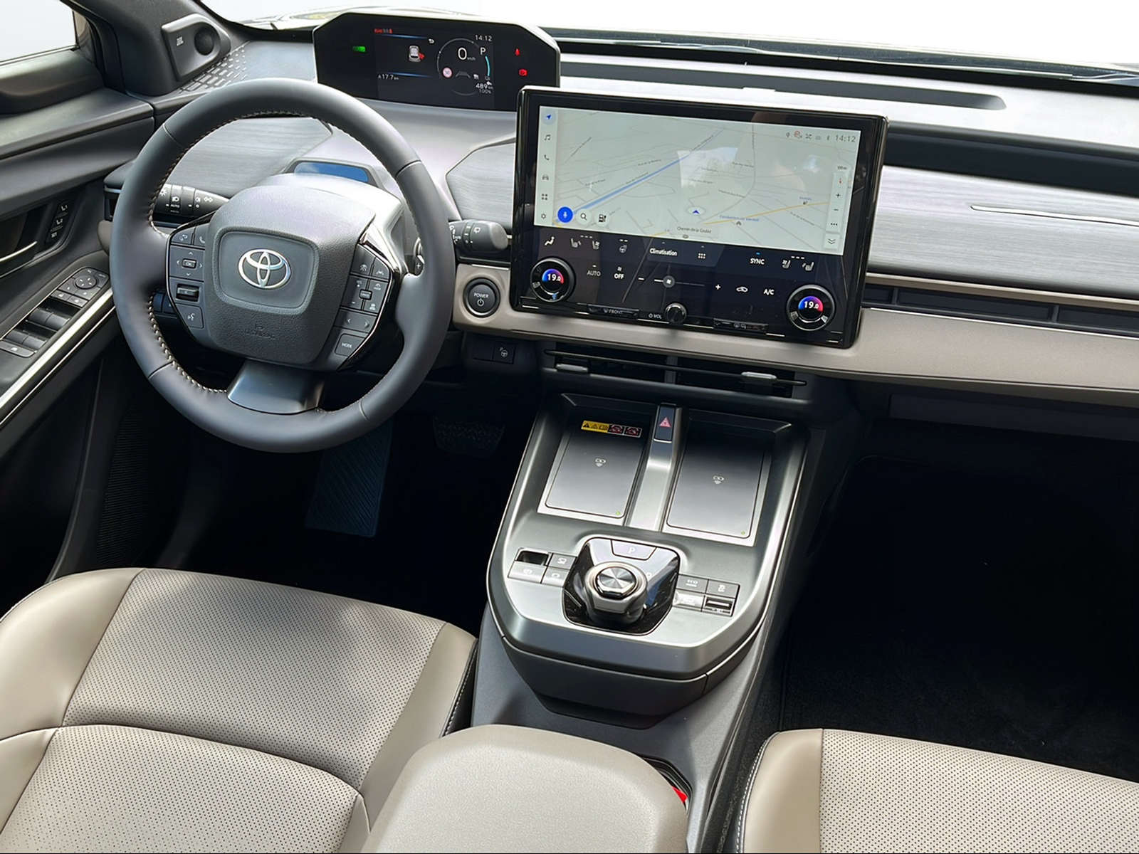 TOYOTA bZ4X Touring Premium AWD - 9