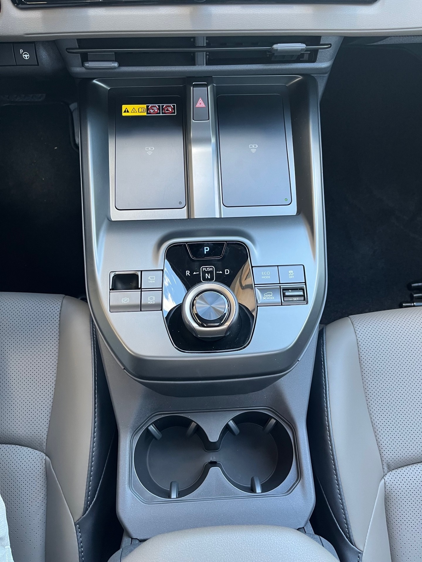 TOYOTA bZ4X Touring Premium AWD - 22