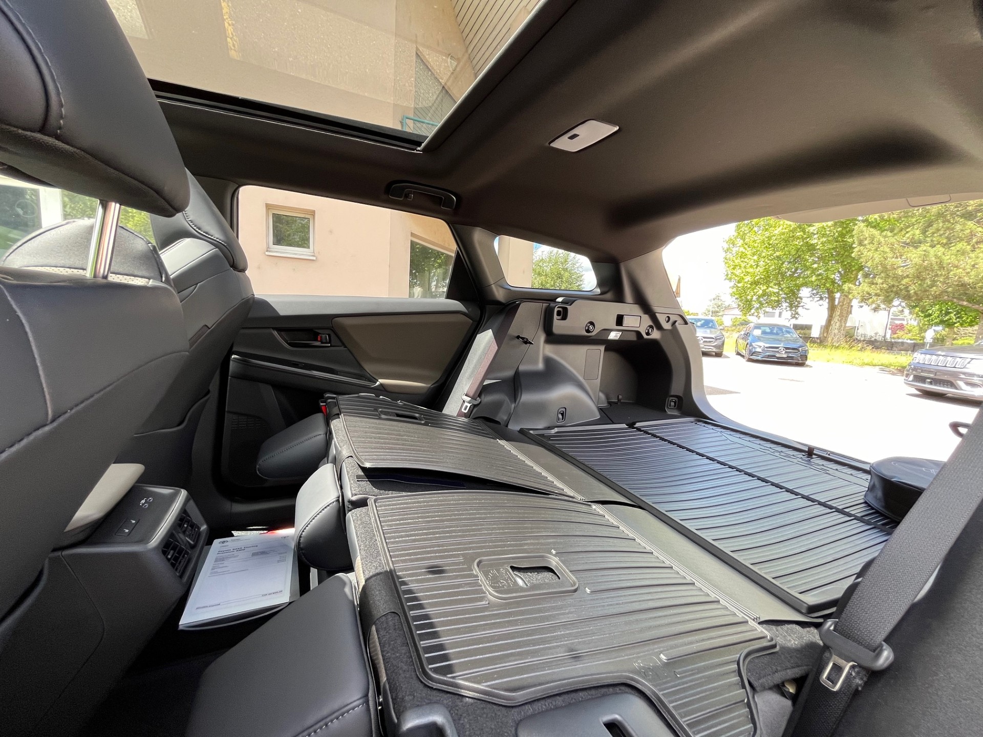 TOYOTA bZ4X Touring Premium AWD - 15