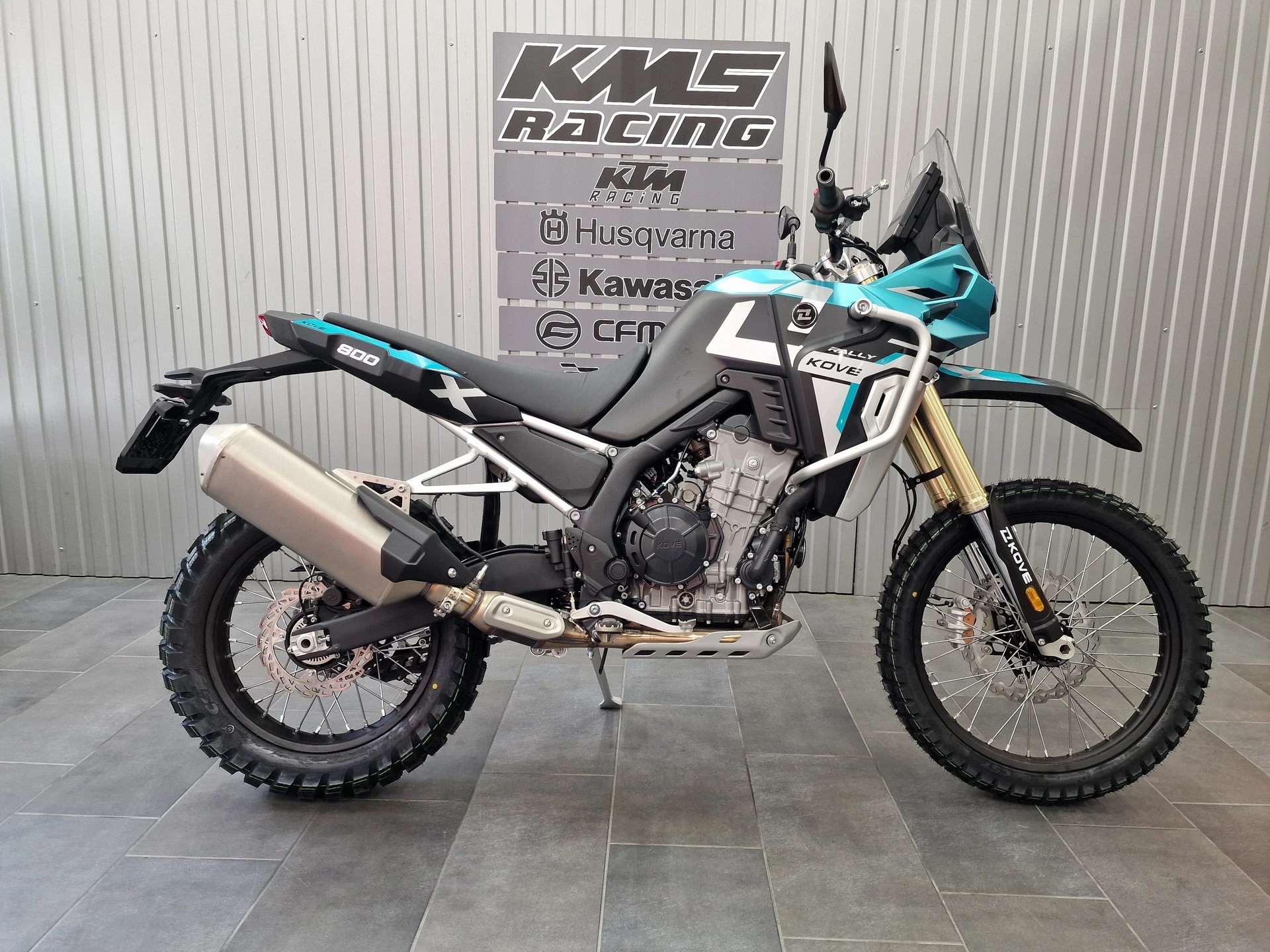 KOVE 800