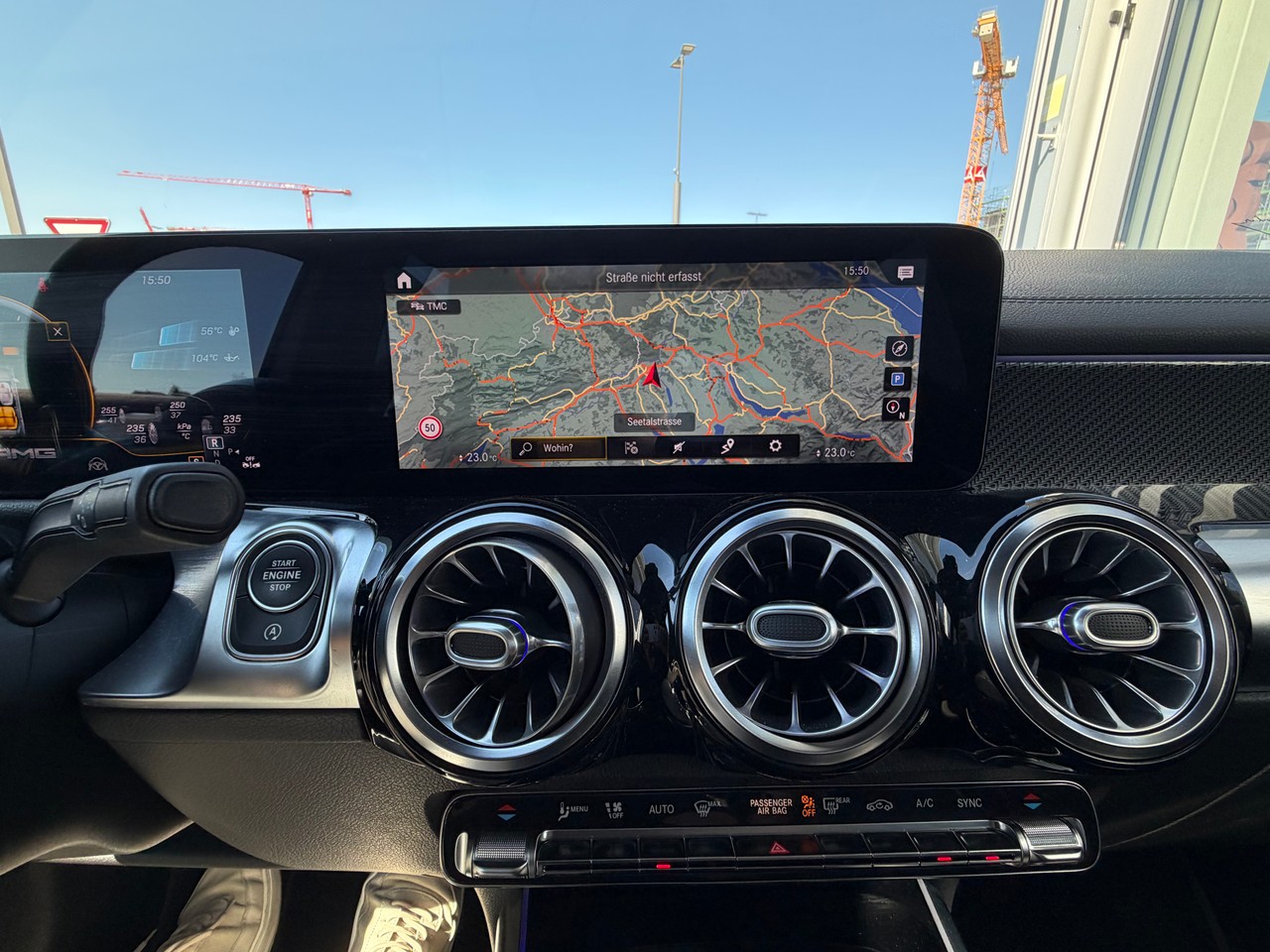 Mercedes-Benz GLB 35 AMG 4Matic 8G-Tronic, Bild 24