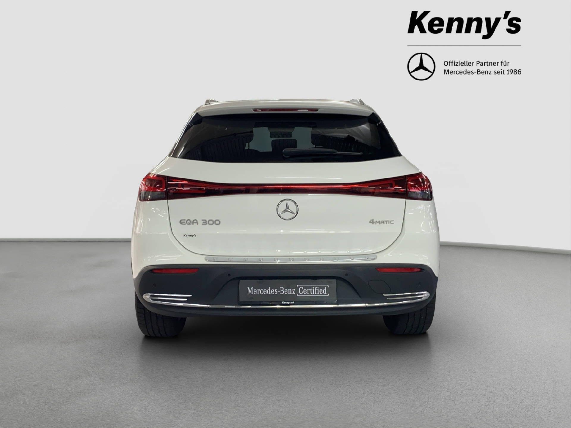 MERCEDES-BENZ EQA 300 Swiss Star 4MATIC - 6