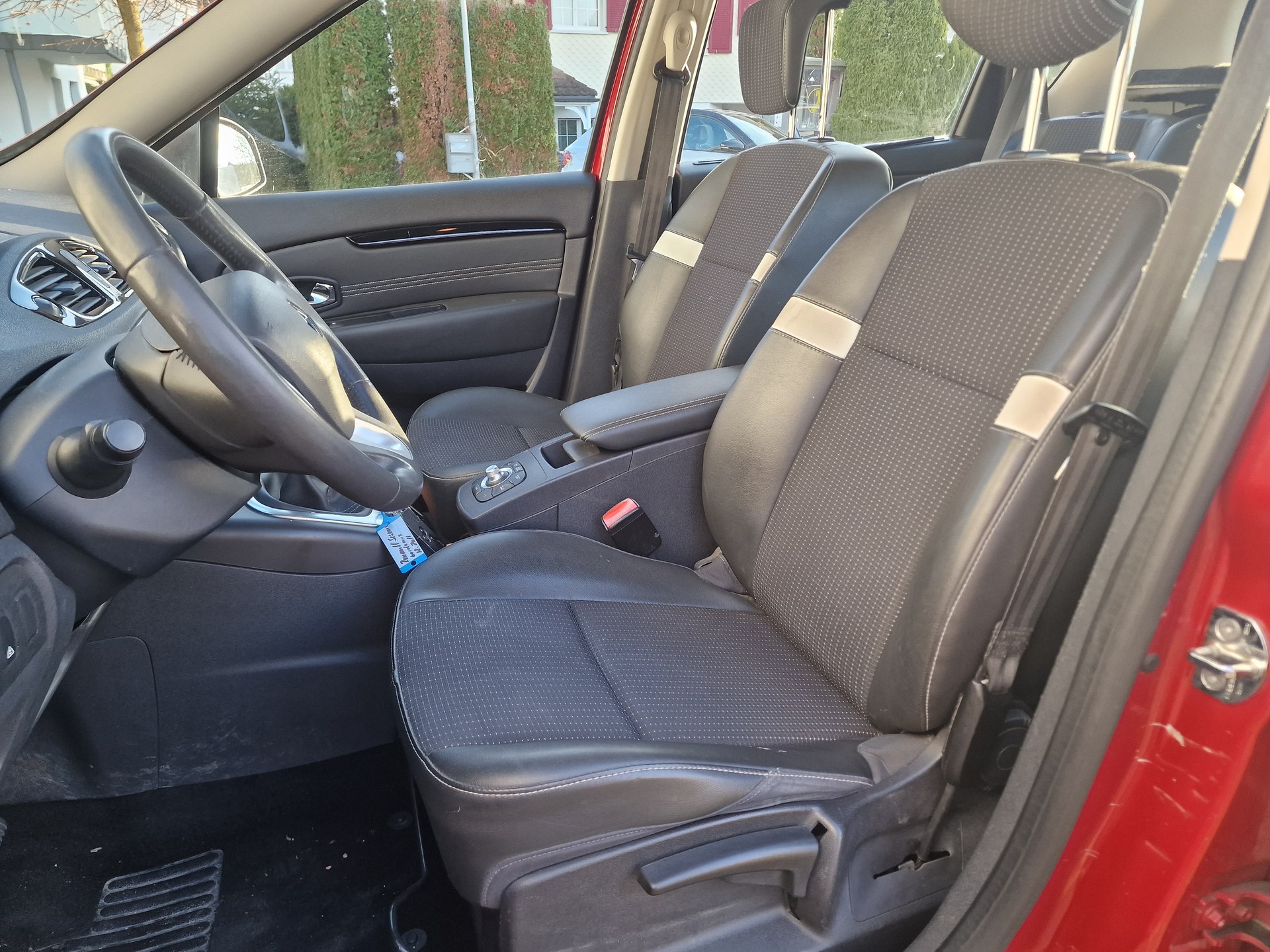 RENAULT Scénic 1.4 16V Turbo Dynamique 12Mt Gara MFK Neu 8x Alu - 13