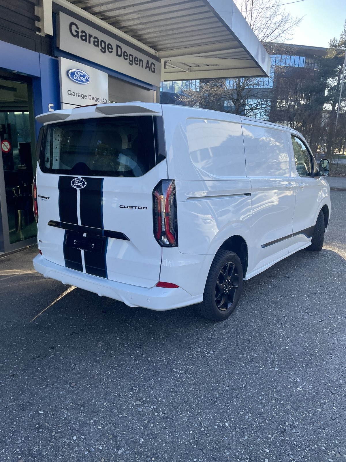FORD Transit Custom Van 320 L1 2.5 Duratec 233 Sport PHEV - 18