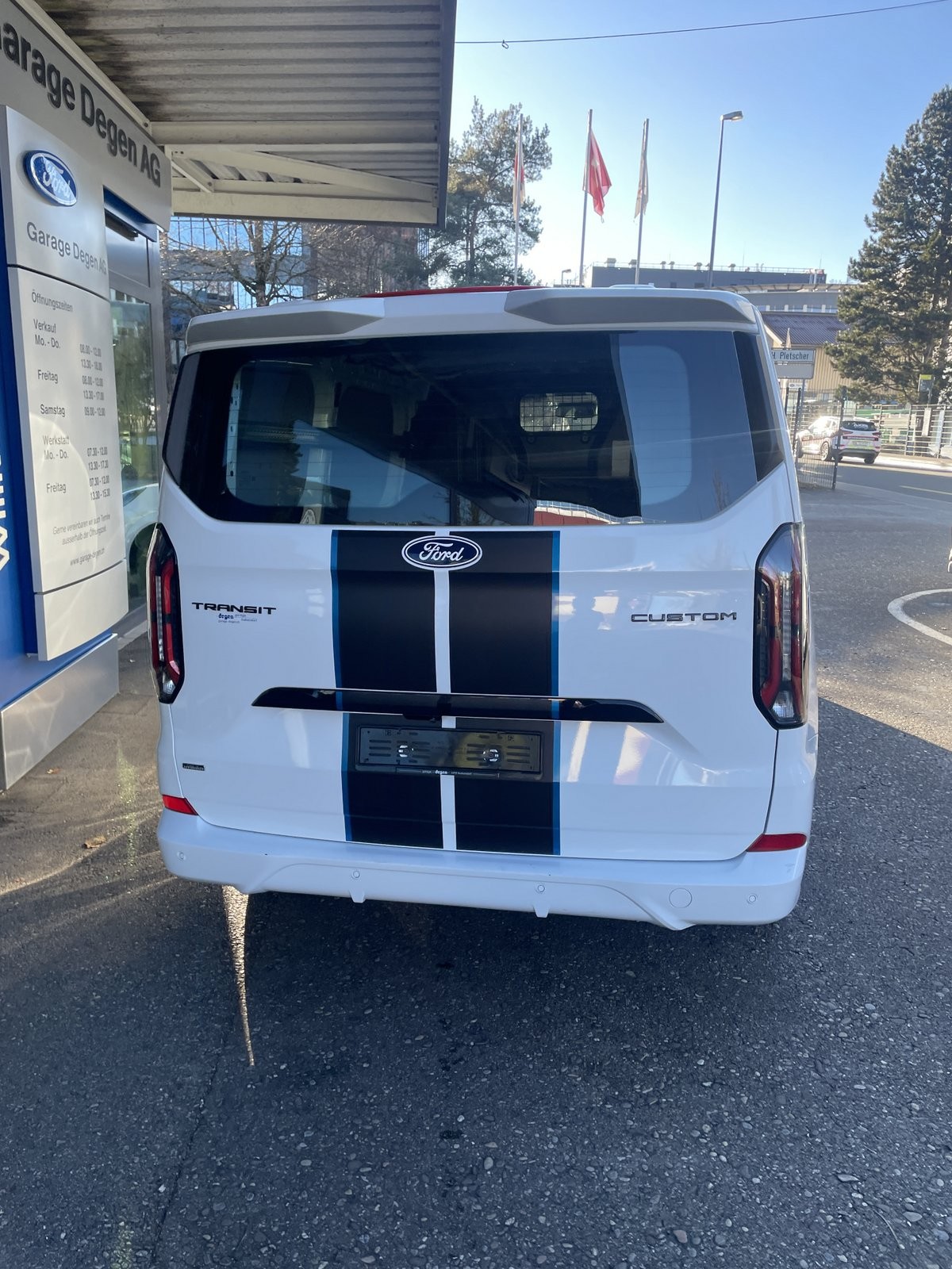 FORD Transit Custom Van 320 L1 2.5 Duratec 233 Sport PHEV - 16