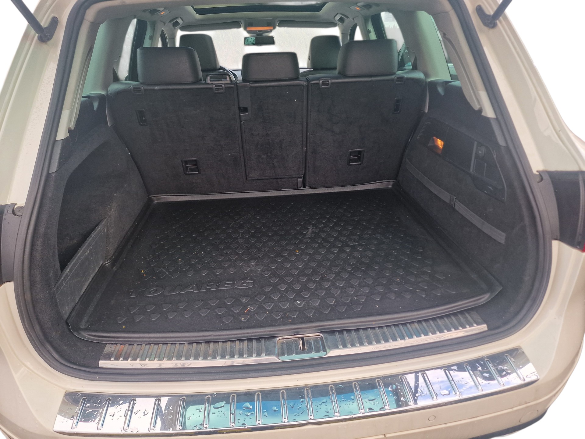 VW Touareg 3.0 TDI BlueMotion Technology Tiptronic R-Line 12Mt Gara Neu MFK Anhängkupp - 20