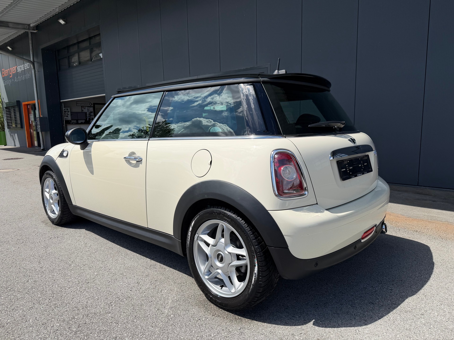 MINI Cooper D - 3