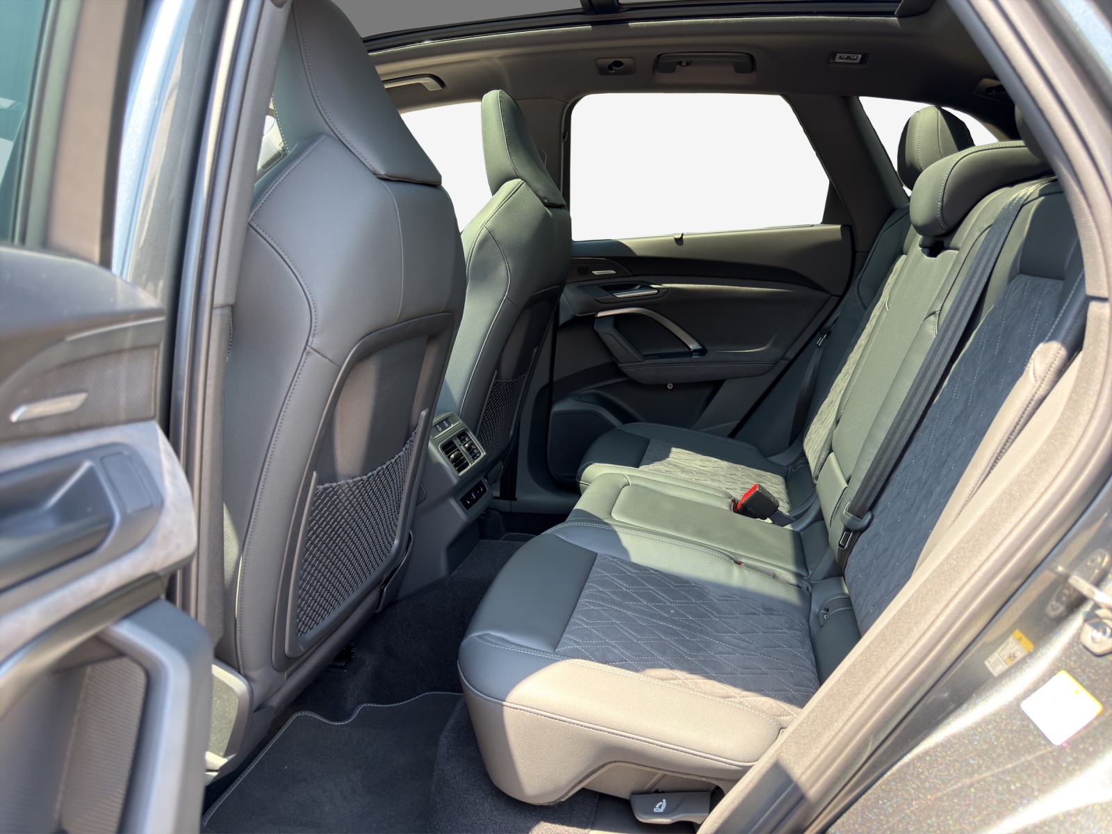 AUDI Q5 e-hybrid quattro 270 kW S-tronic - 11
