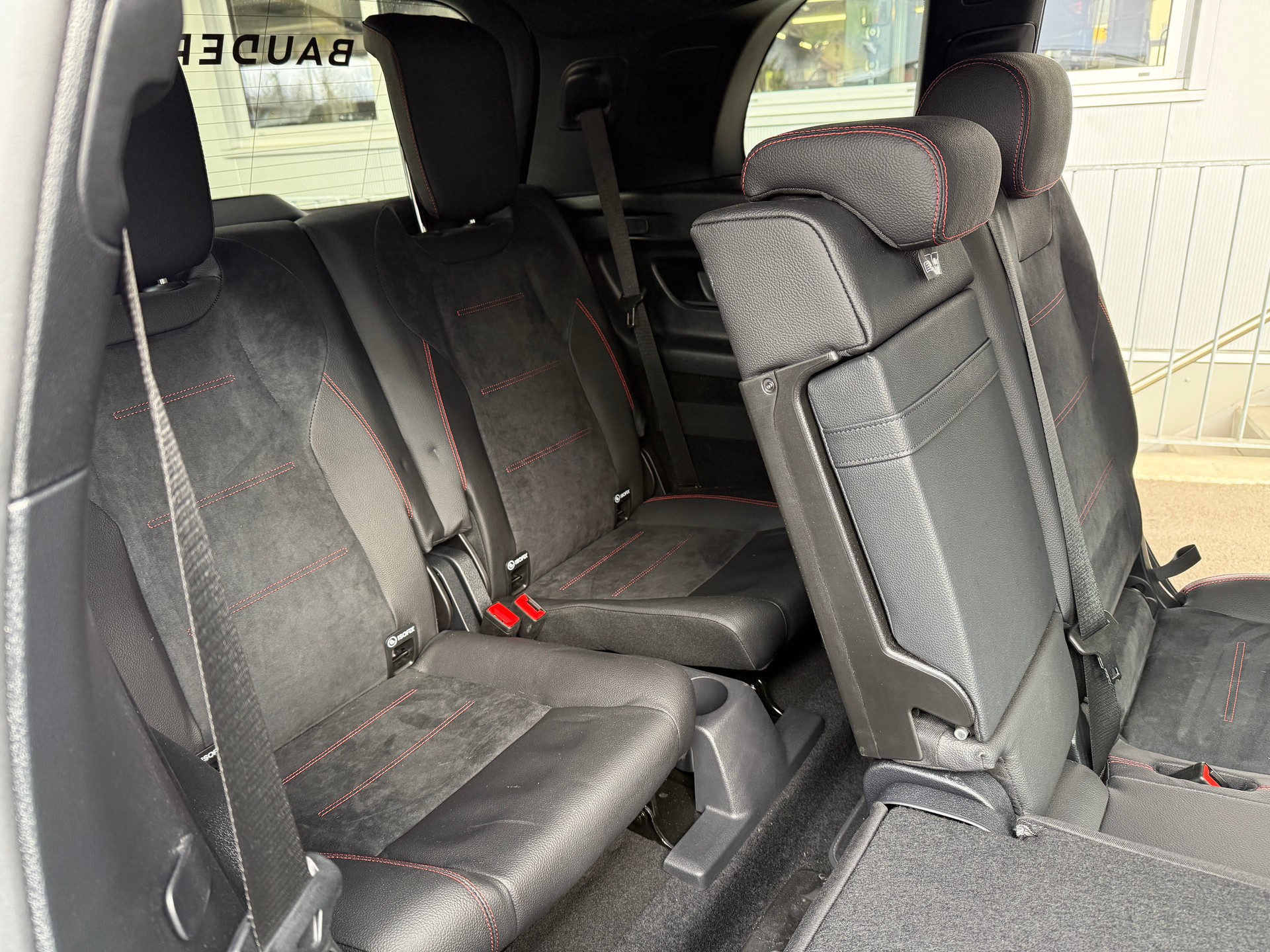 MERCEDES-BENZ GLB 220 4Matic 8G-Tronic - 7