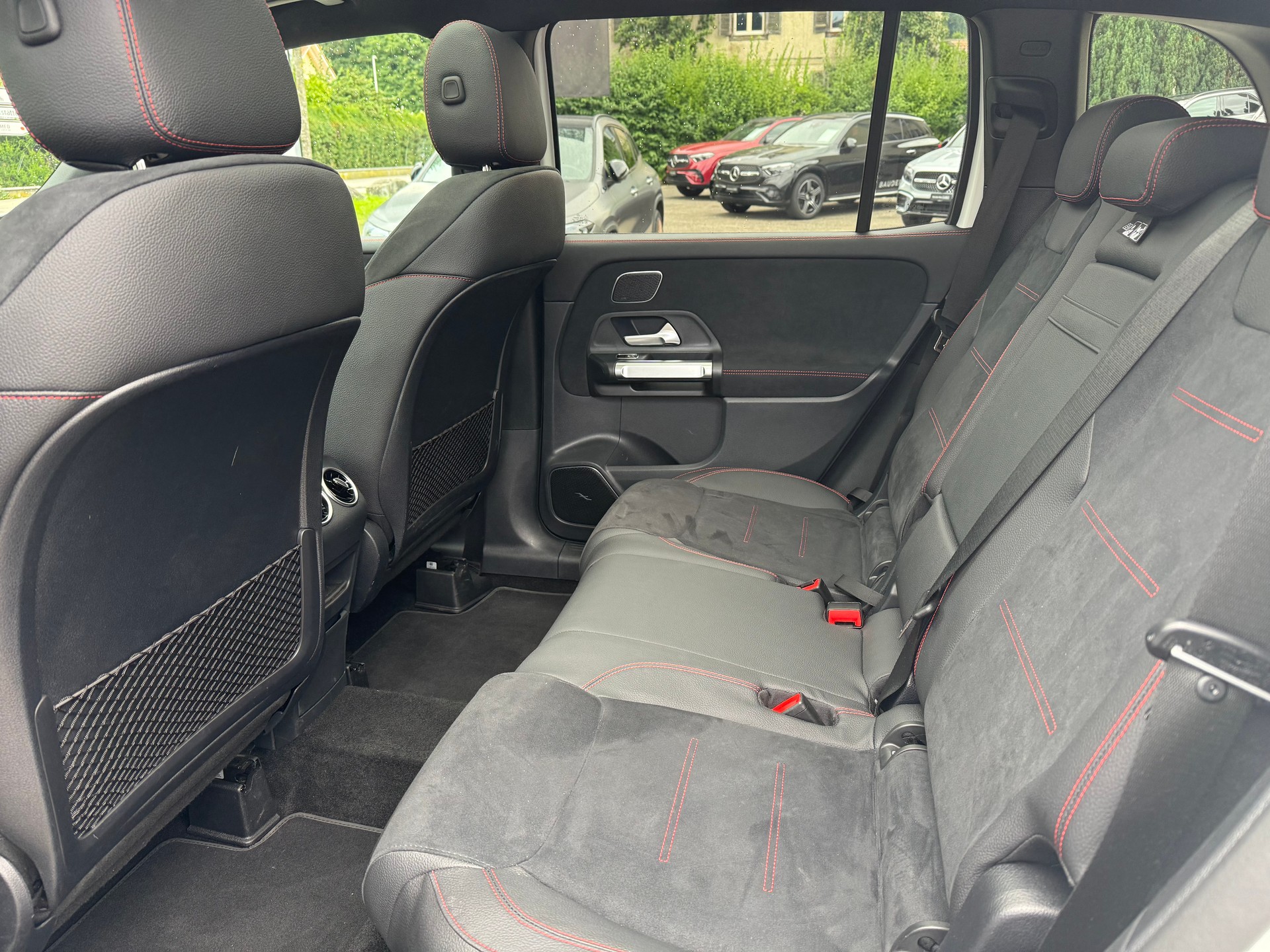 MERCEDES-BENZ GLB 220 4Matic 8G-Tronic - 6