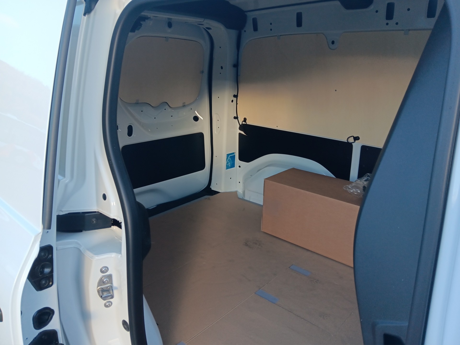 MERCEDES-BENZ eCitan eWorker 2716mm S - 13