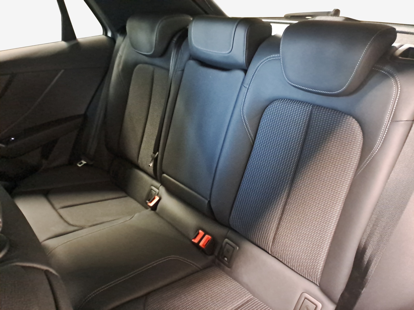 AUDI Q2 35 TFSI advanced S-tronic - 12