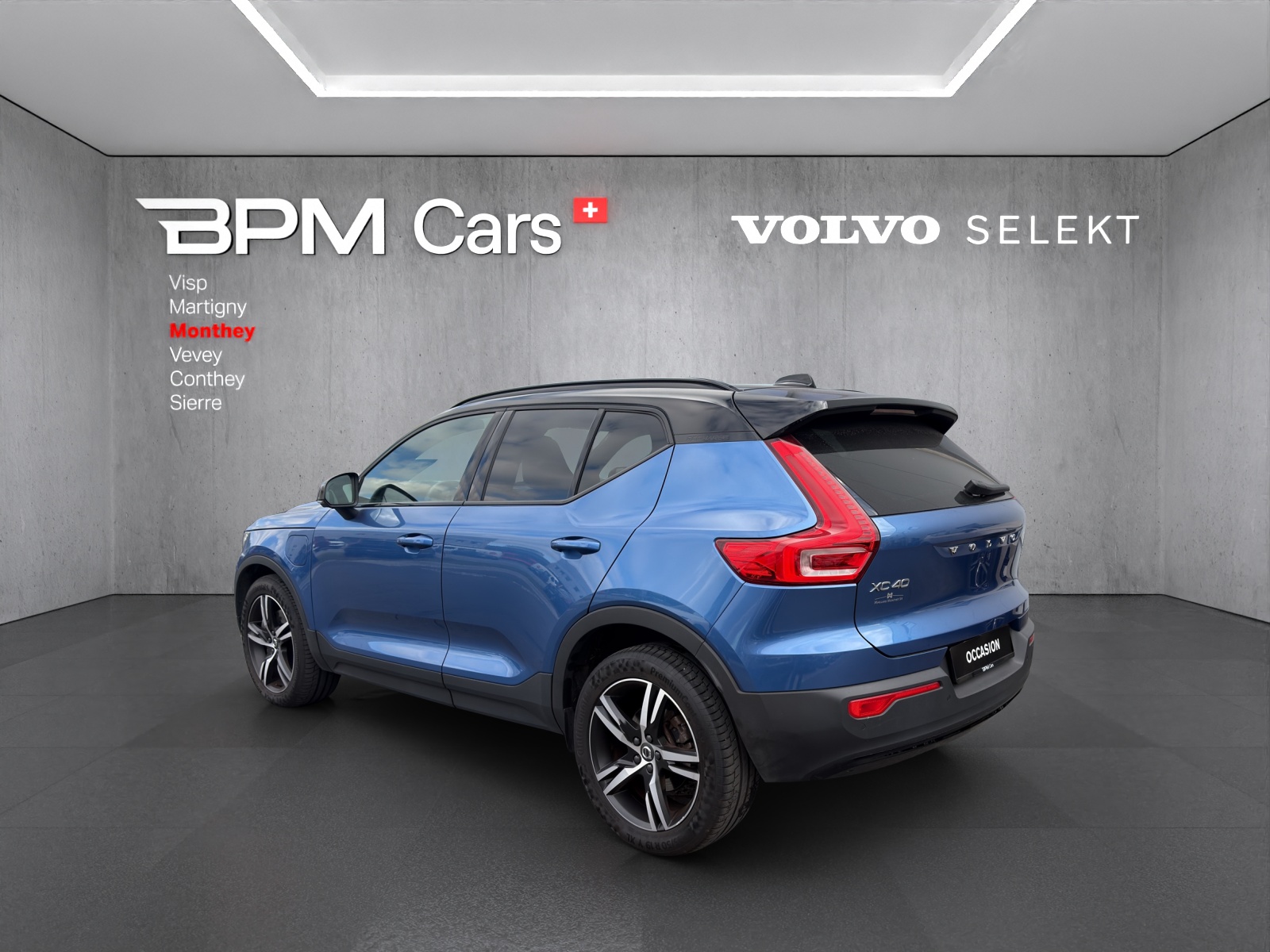 VOLVO XC40 T4 TwE R-Design DCT - 6
