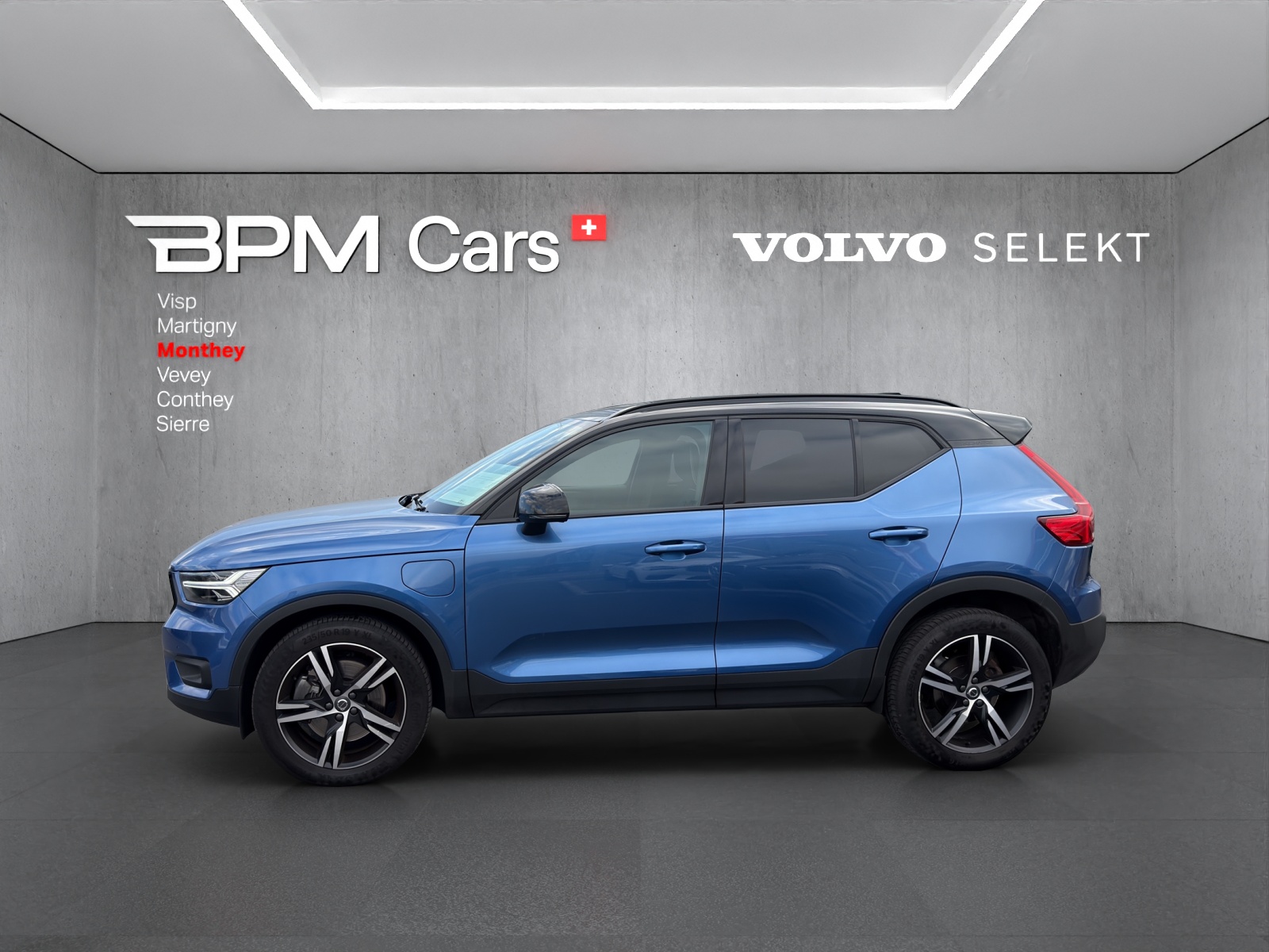 VOLVO XC40 T4 TwE R-Design DCT - 7