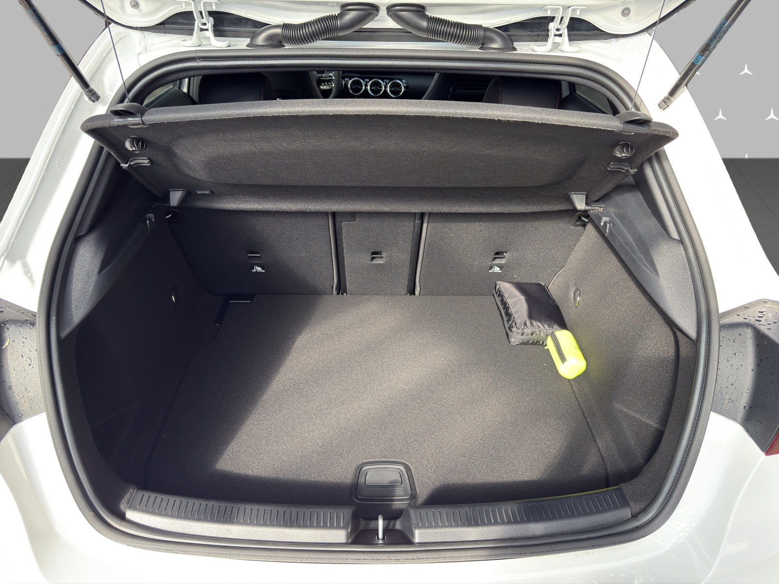 MERCEDES-BENZ A 200 Night Star 7G-DCT - 8