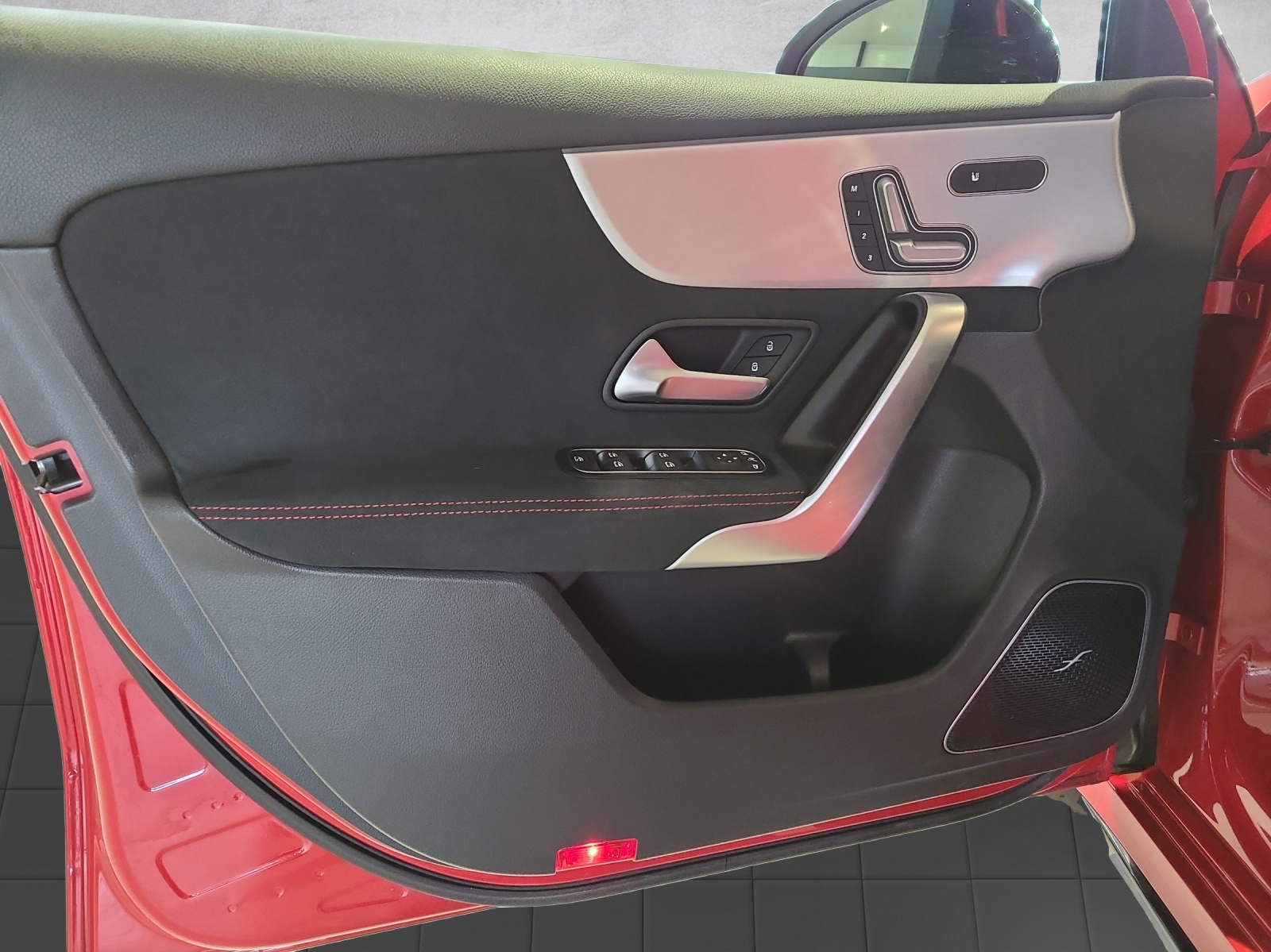 MERCEDES-BENZ A 35 AMG 4Matic Speedshift - 9