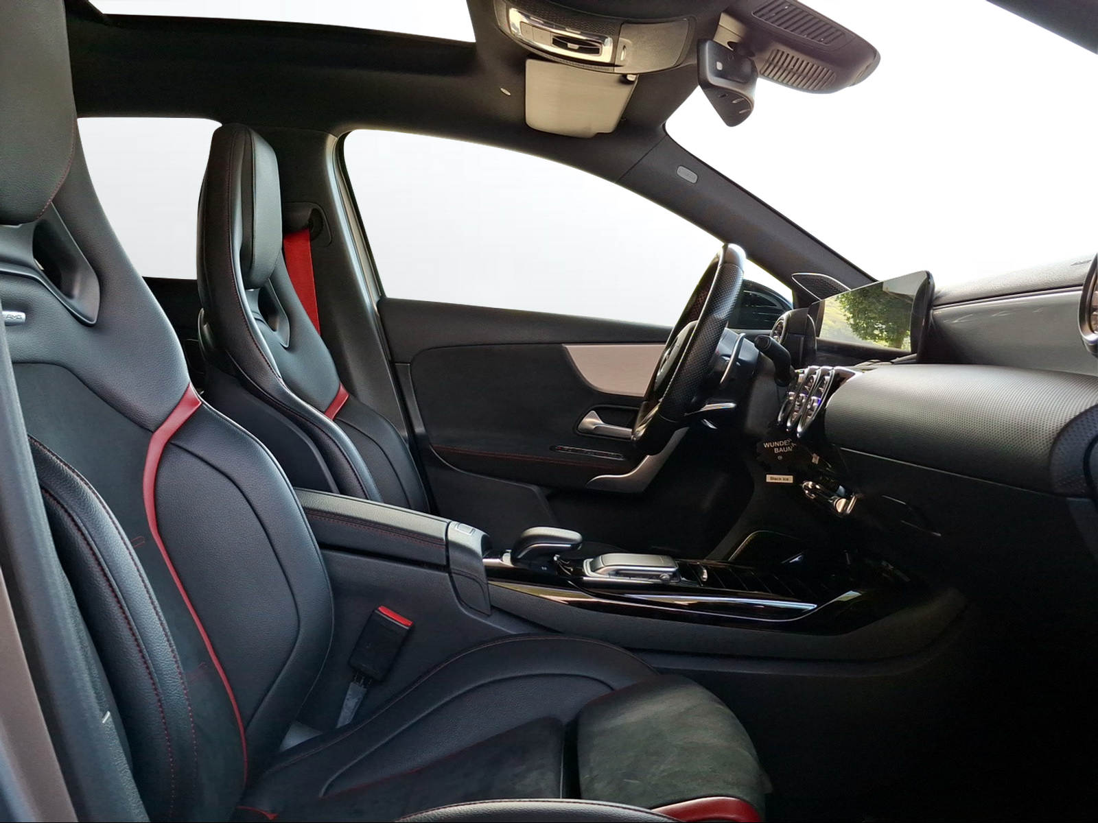 MERCEDES-BENZ A 45 S AMG 4Matic+ Speedshift - 11