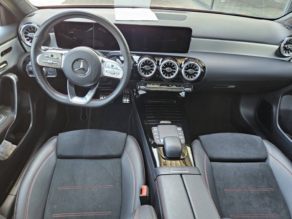 MERCEDES-BENZ A 250 4Matic AMG Line - 7