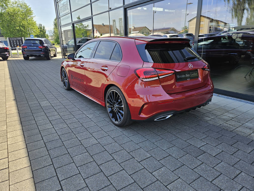 MERCEDES-BENZ A 250 4Matic AMG Line - 3