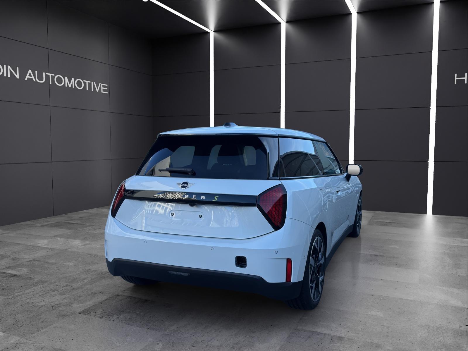 MINI J01 Cooper SE - 5