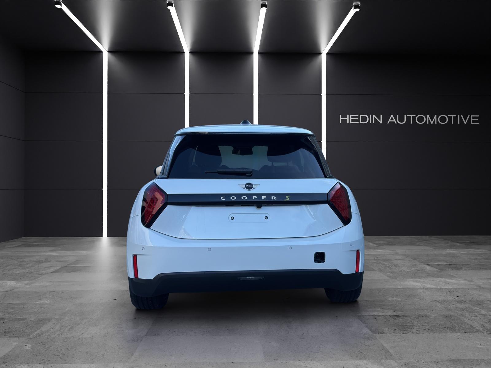 MINI J01 Cooper SE - 4