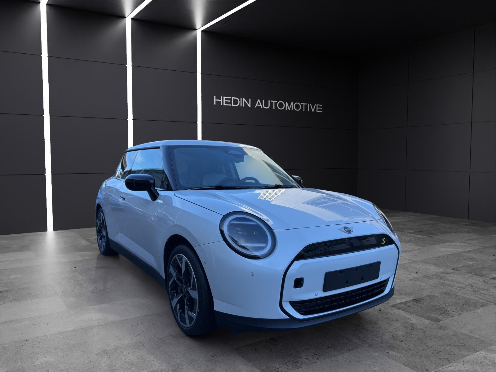 MINI J01 Cooper SE - 7