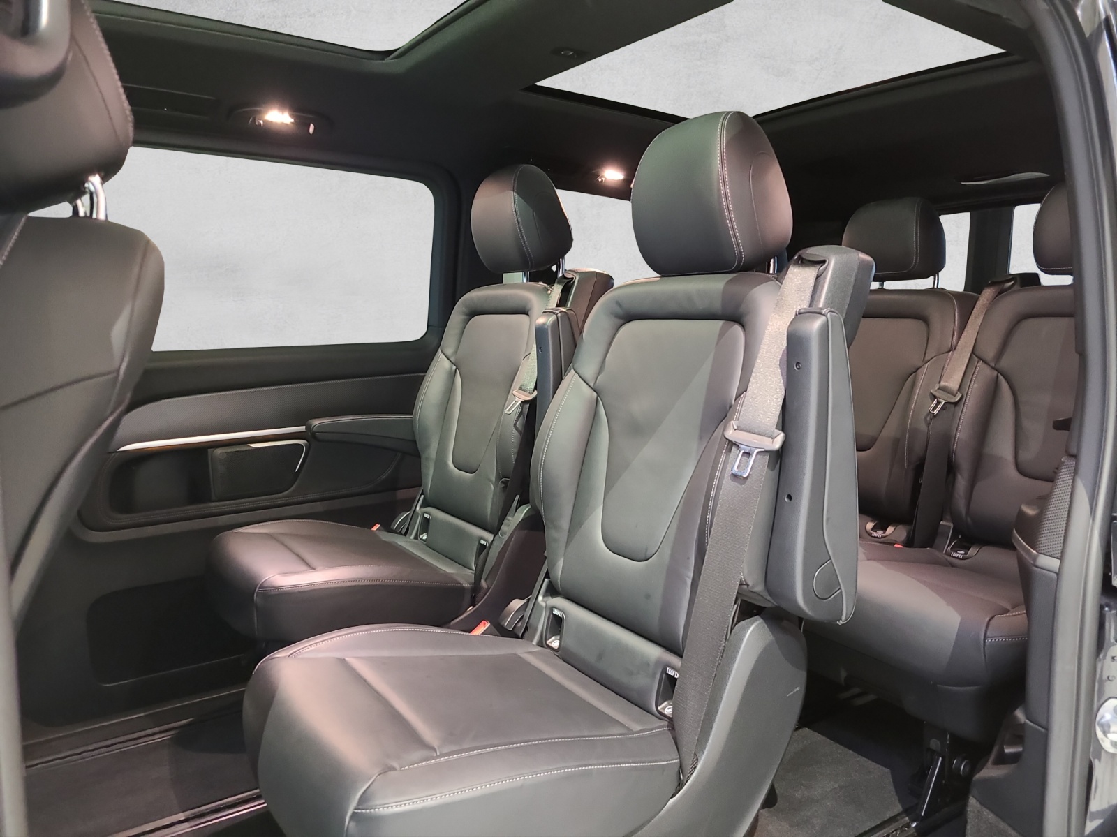 MERCEDES-BENZ V 300 d lang Avantgarde 4Matic 9G-Tronic - 11