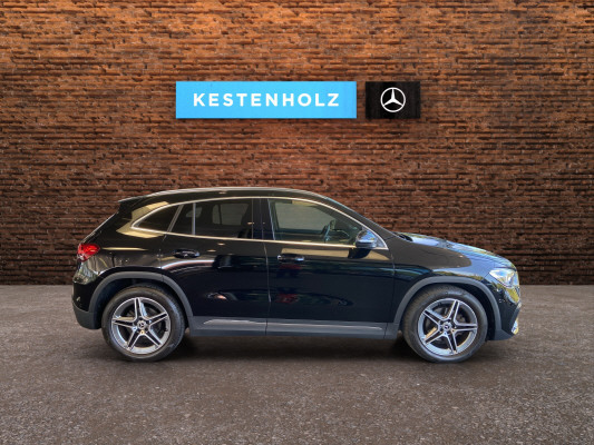 MERCEDES-BENZ GLA 200d AMG Line - 3