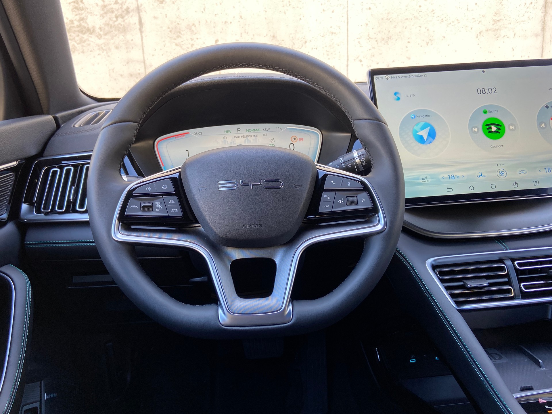 BYD Seal U DM-i Design AWD - 9