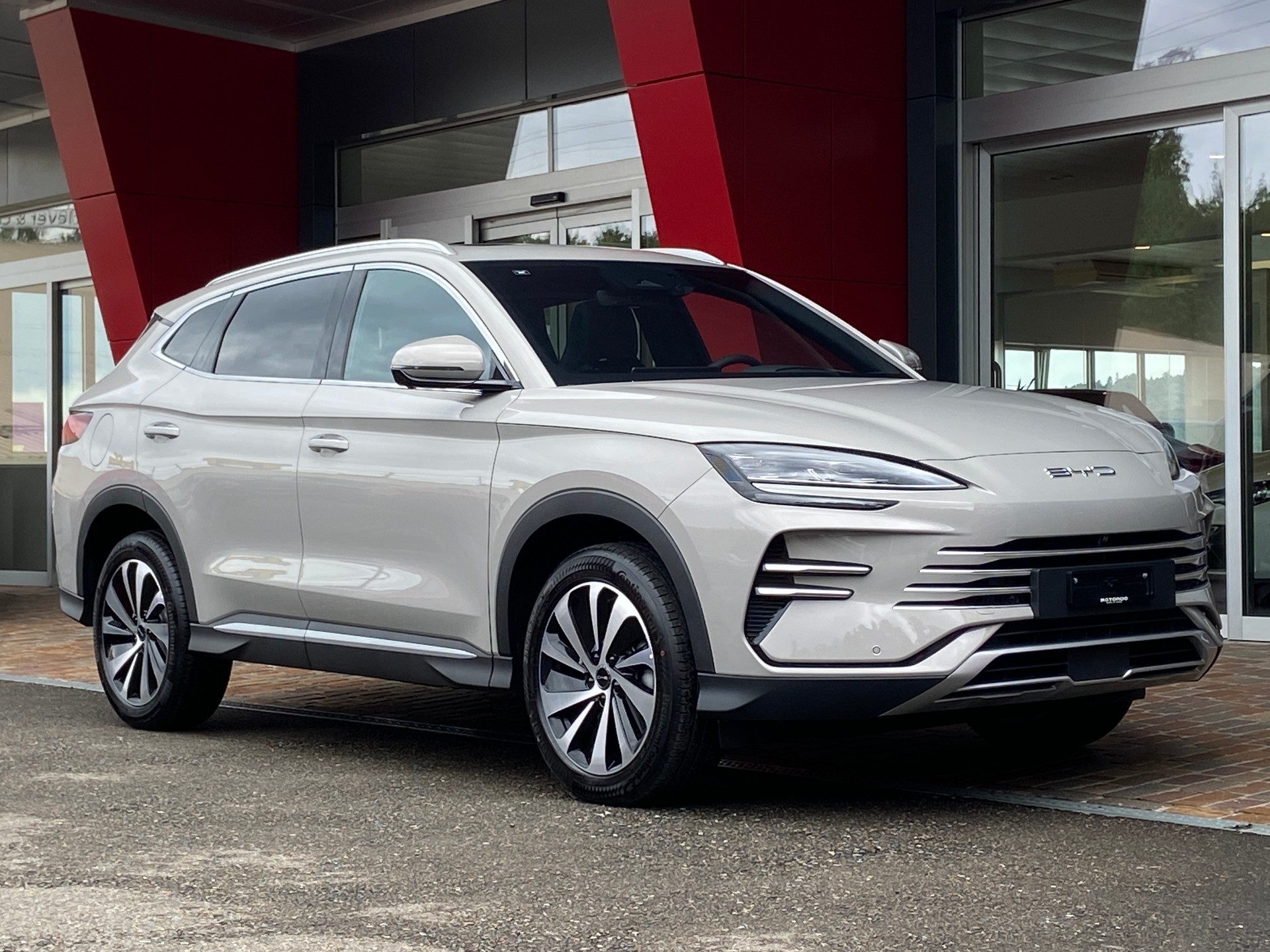 BYD Seal U DM-i Design AWD - 15