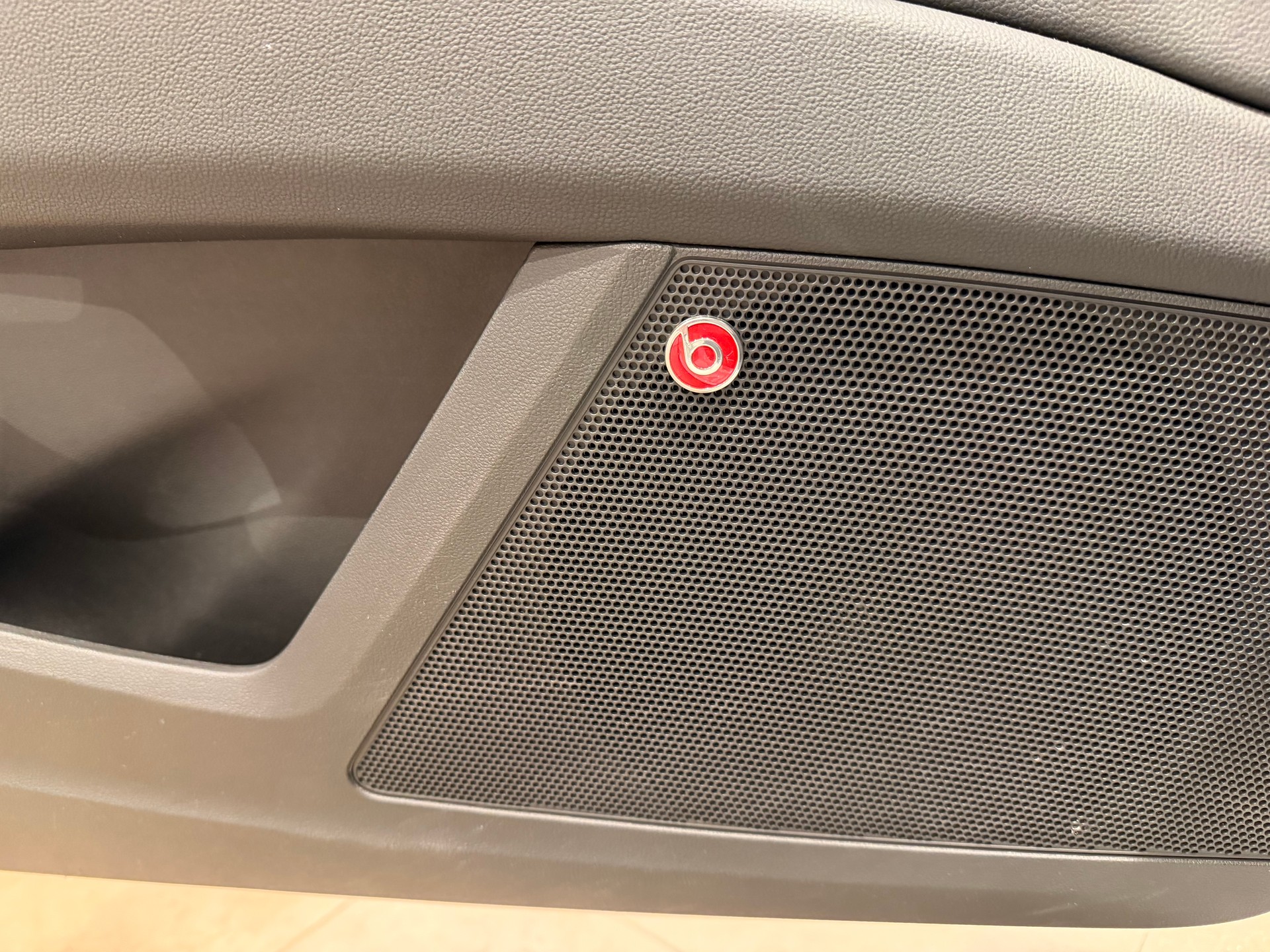 SEAT Leon 2.0 TSI FR DSG - 17