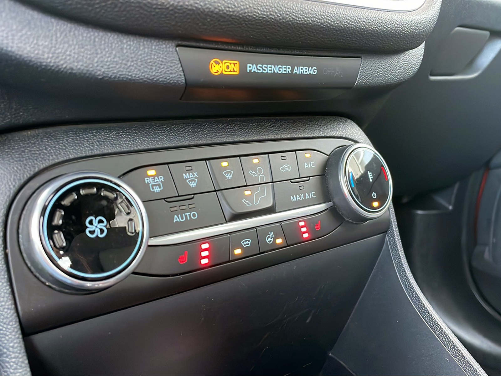 FORD Fiesta 1.0 EcoB Hybrid ST-Line - 8