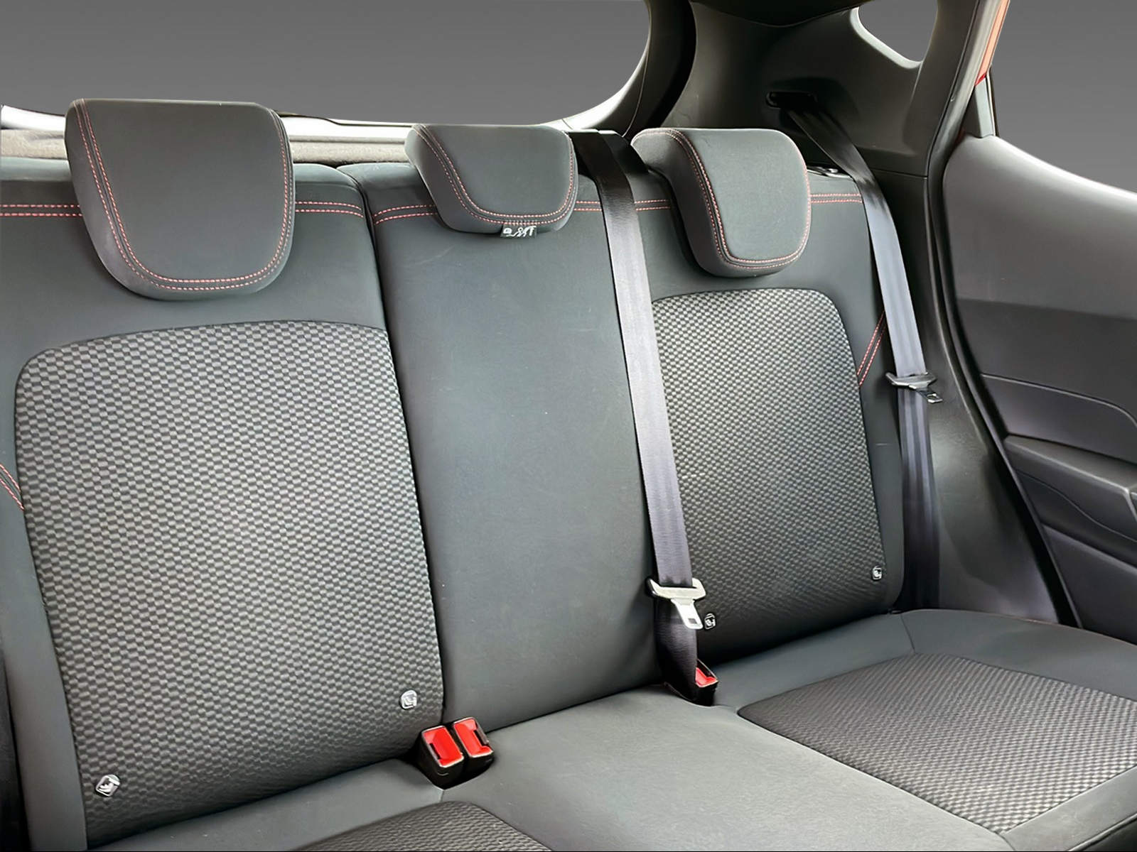 FORD Fiesta 1.0 EcoB Hybrid ST-Line - 9