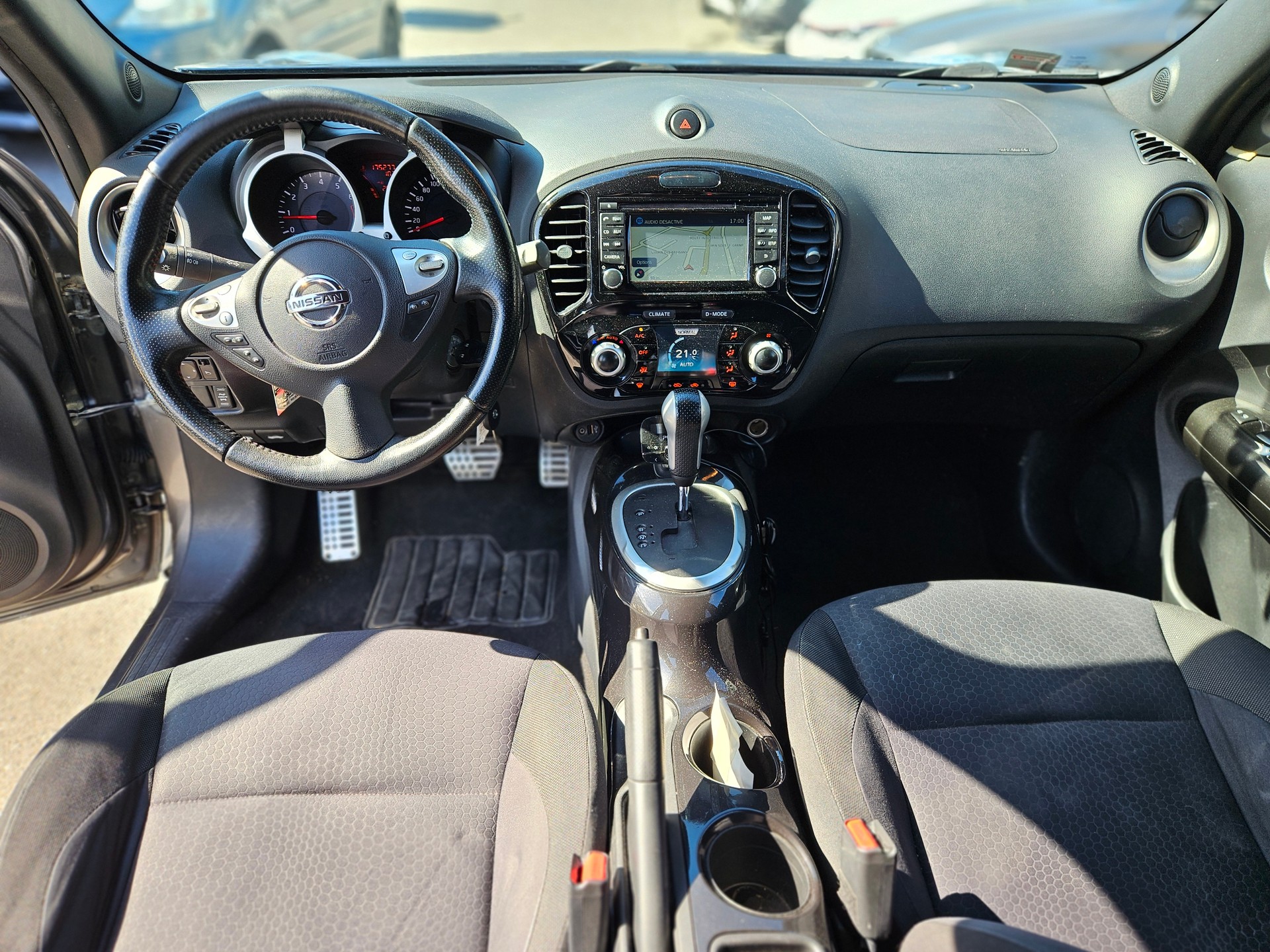 NISSAN Juke 1.6 DIG-T tekna 4x4 Xtronic M-CVT - 12