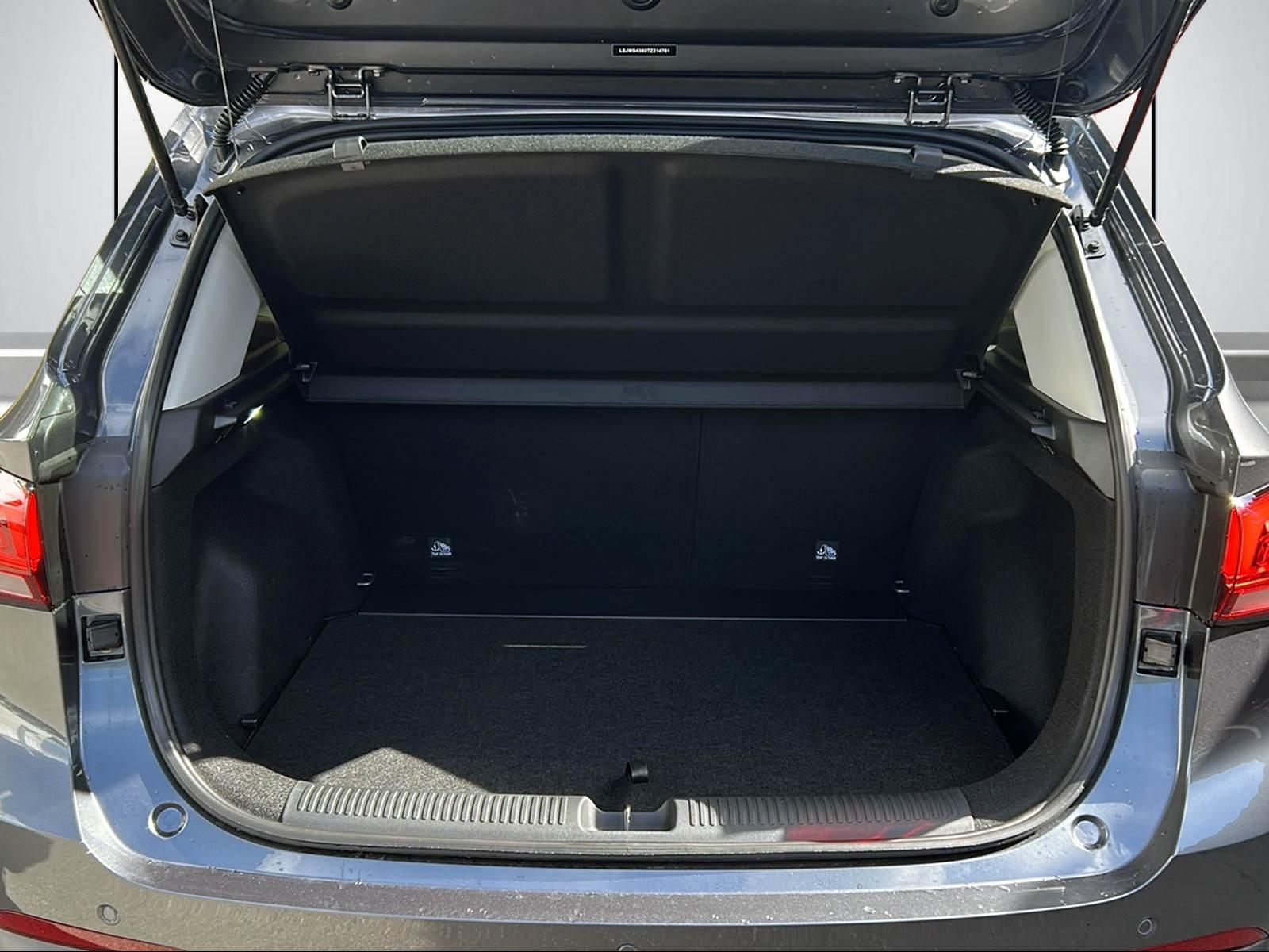 MG ZS 1.5 Hybrid+ Luxury - 14