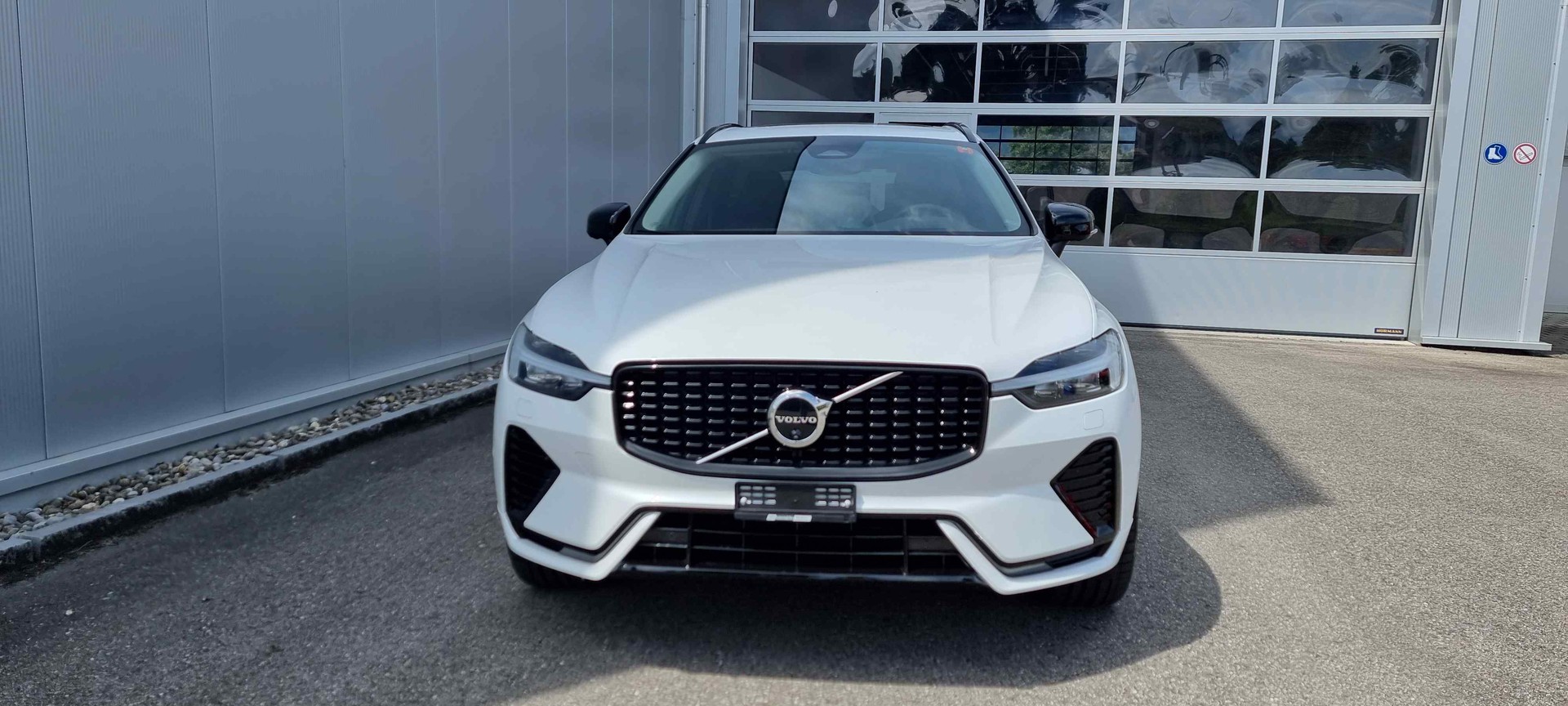 VOLVO XC60 T6 eAWD PluginHybrid Ultimate Dark Geartronic - 2