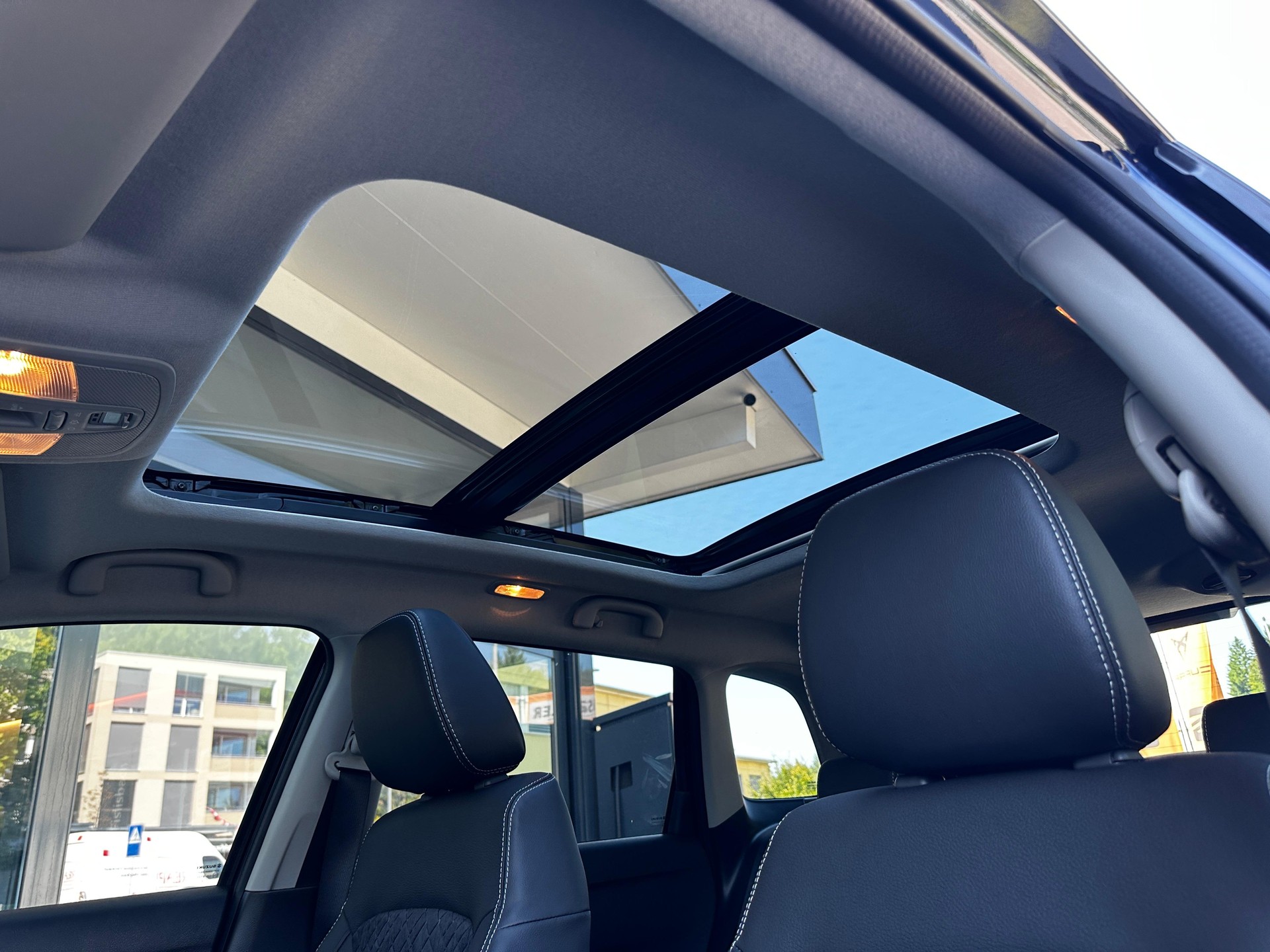 SUZUKI Vitara 1.4 T Compact Top Hybrid 4x4 - 10