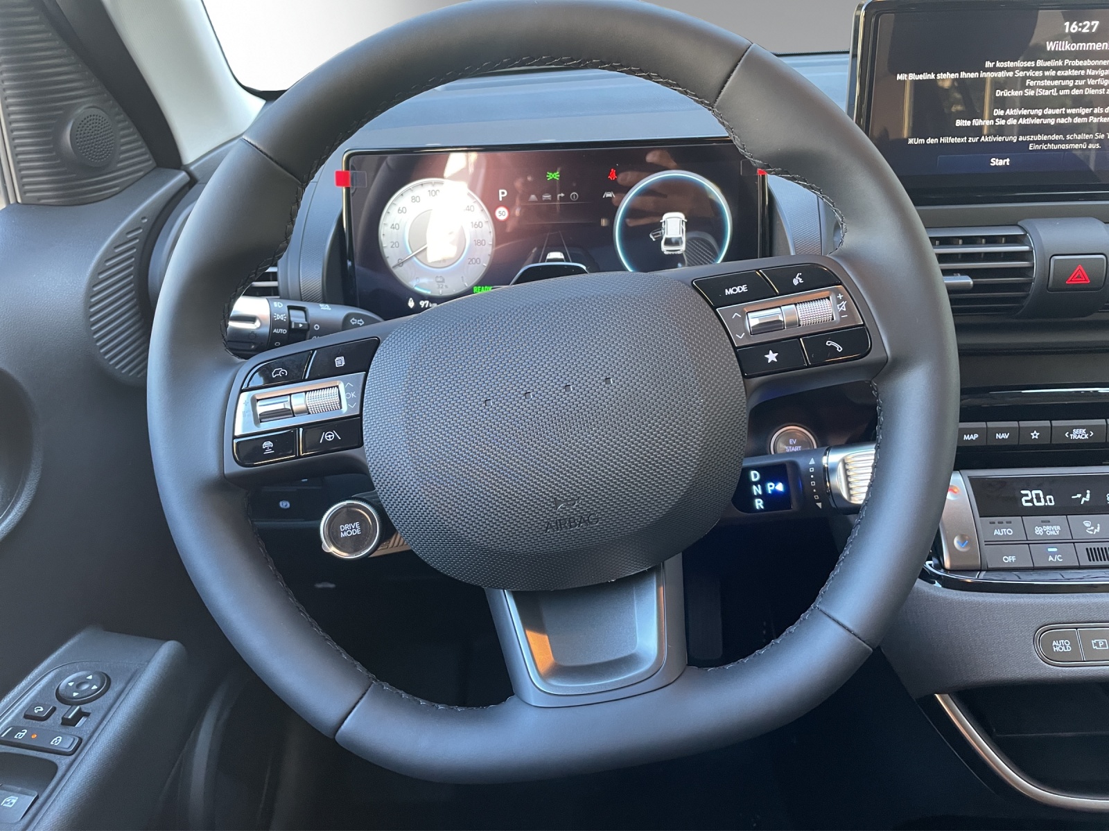 HYUNDAI Inster 49kWh Amplia - 10