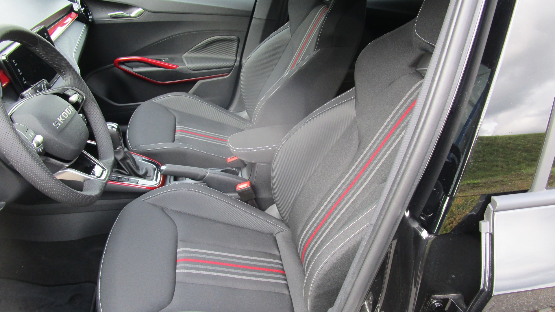 SKODA Fabia 1.0 TSI Monte Carlo DSG - 12